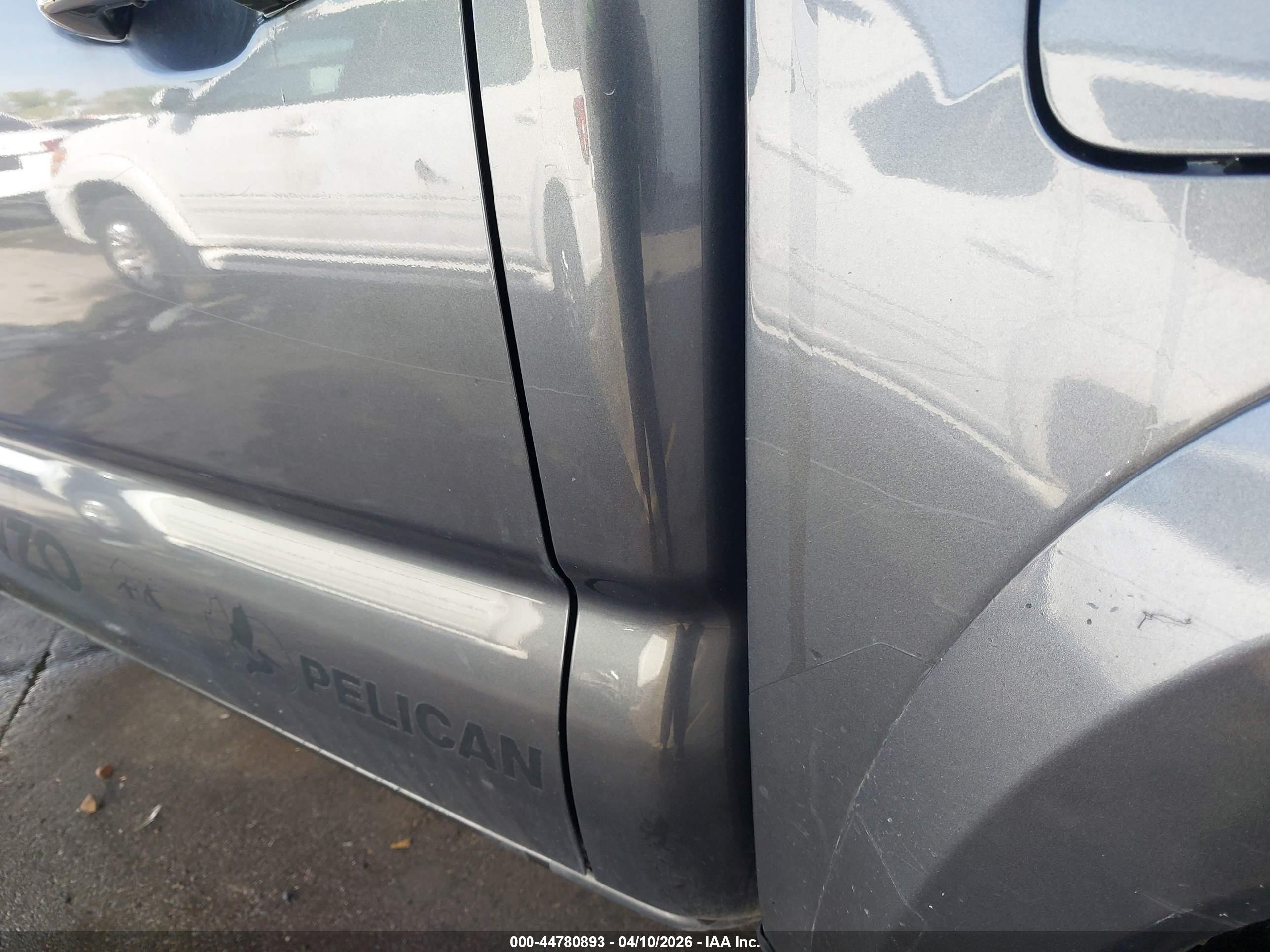 TOYOTA TACOMA image 6