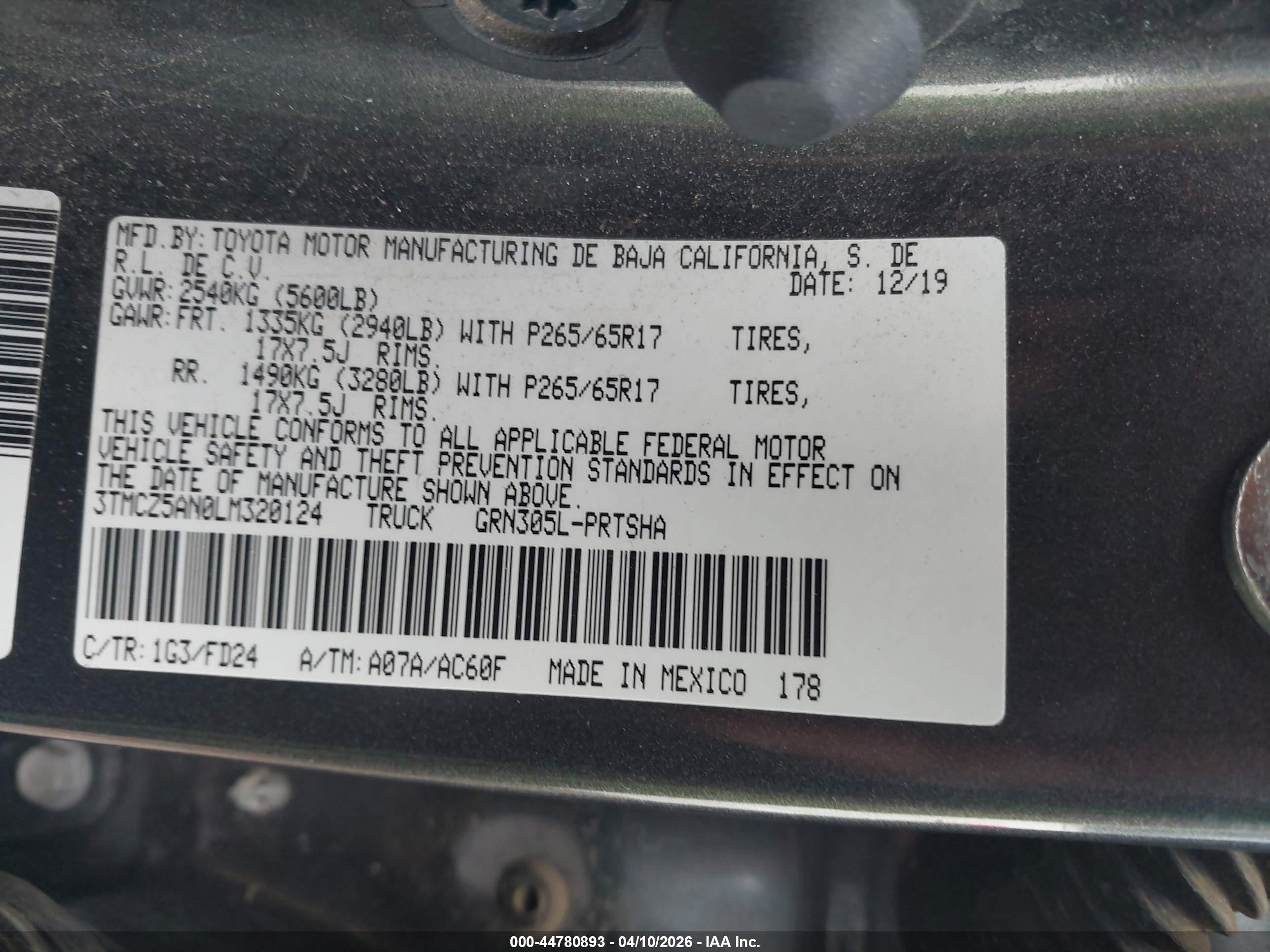 TOYOTA TACOMA image 9