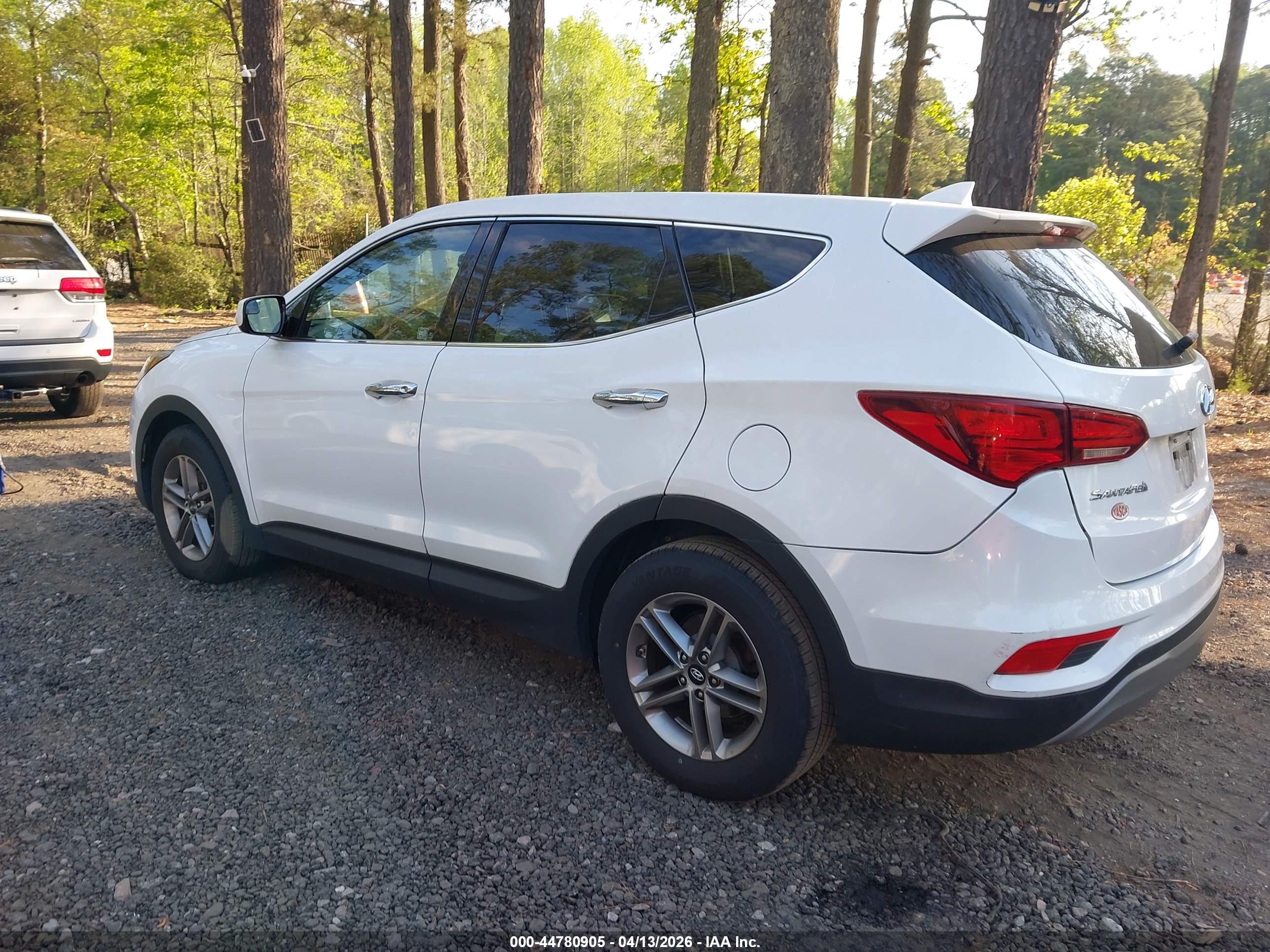 HYUNDAI SANTA image 3
