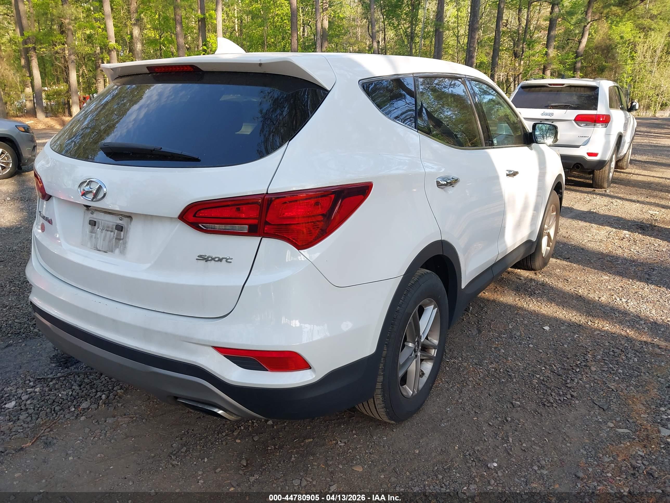 HYUNDAI SANTA image 4