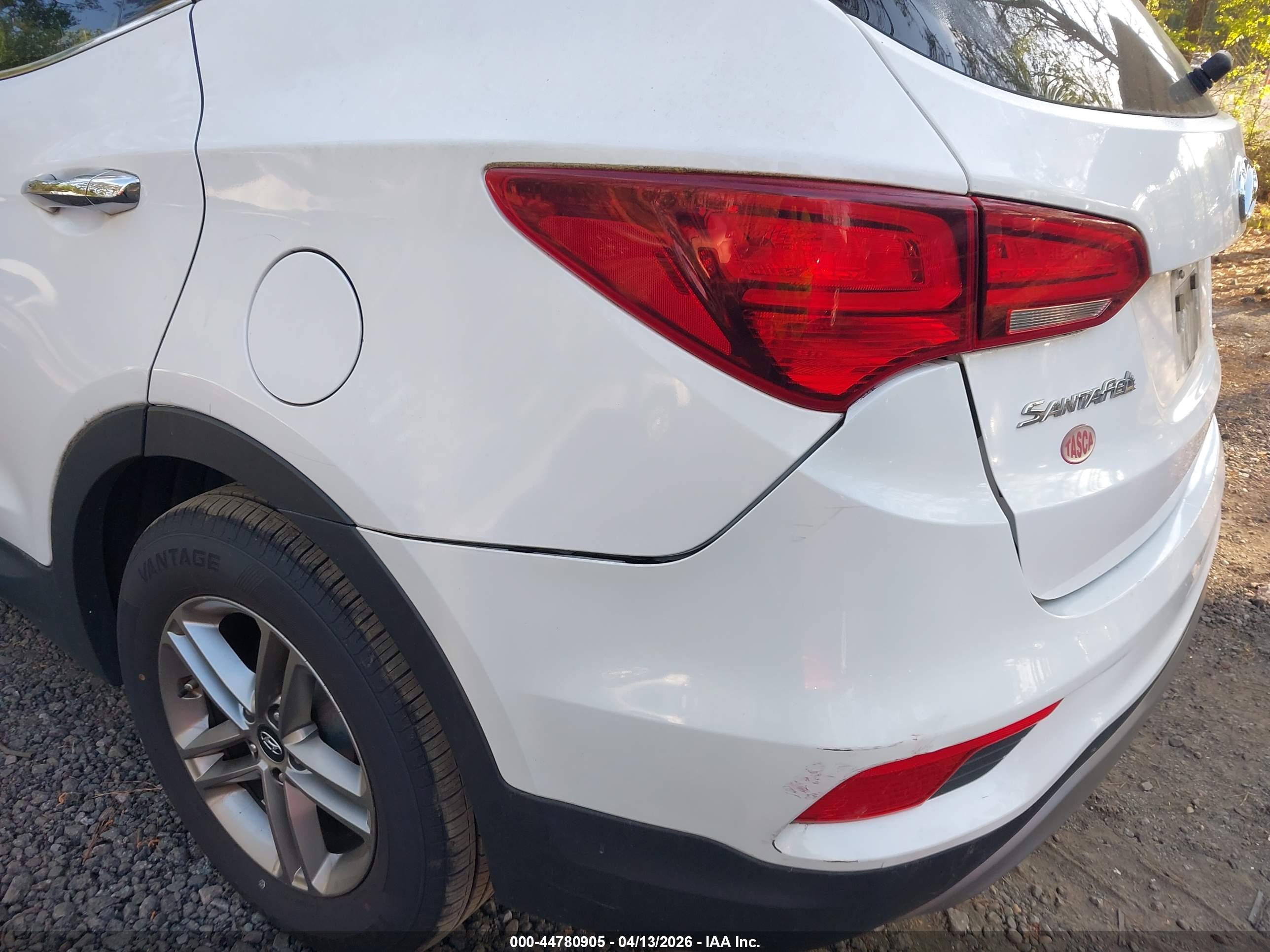 HYUNDAI SANTA image 6