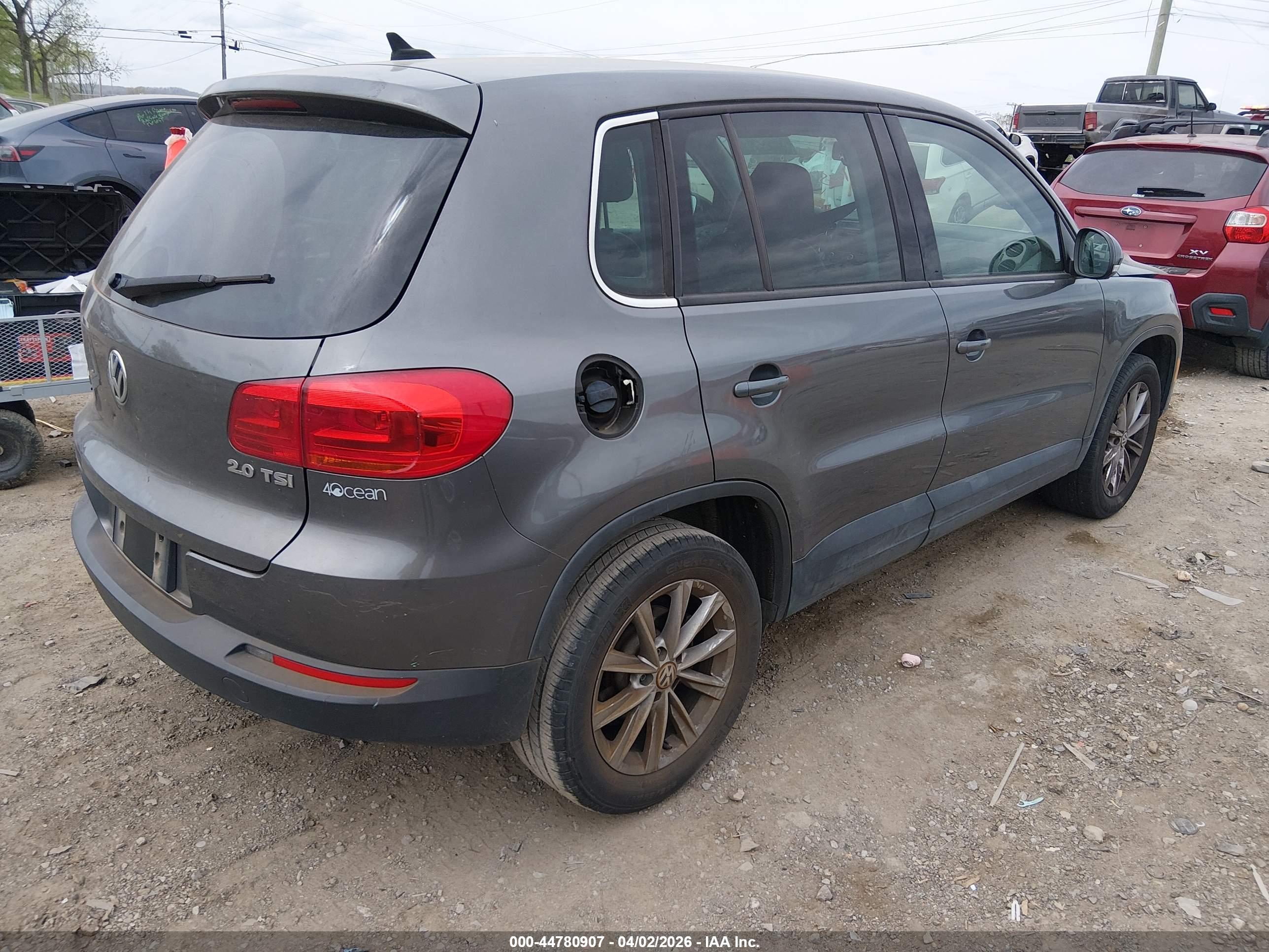 VOLKSWAGEN TIGUAN image 4