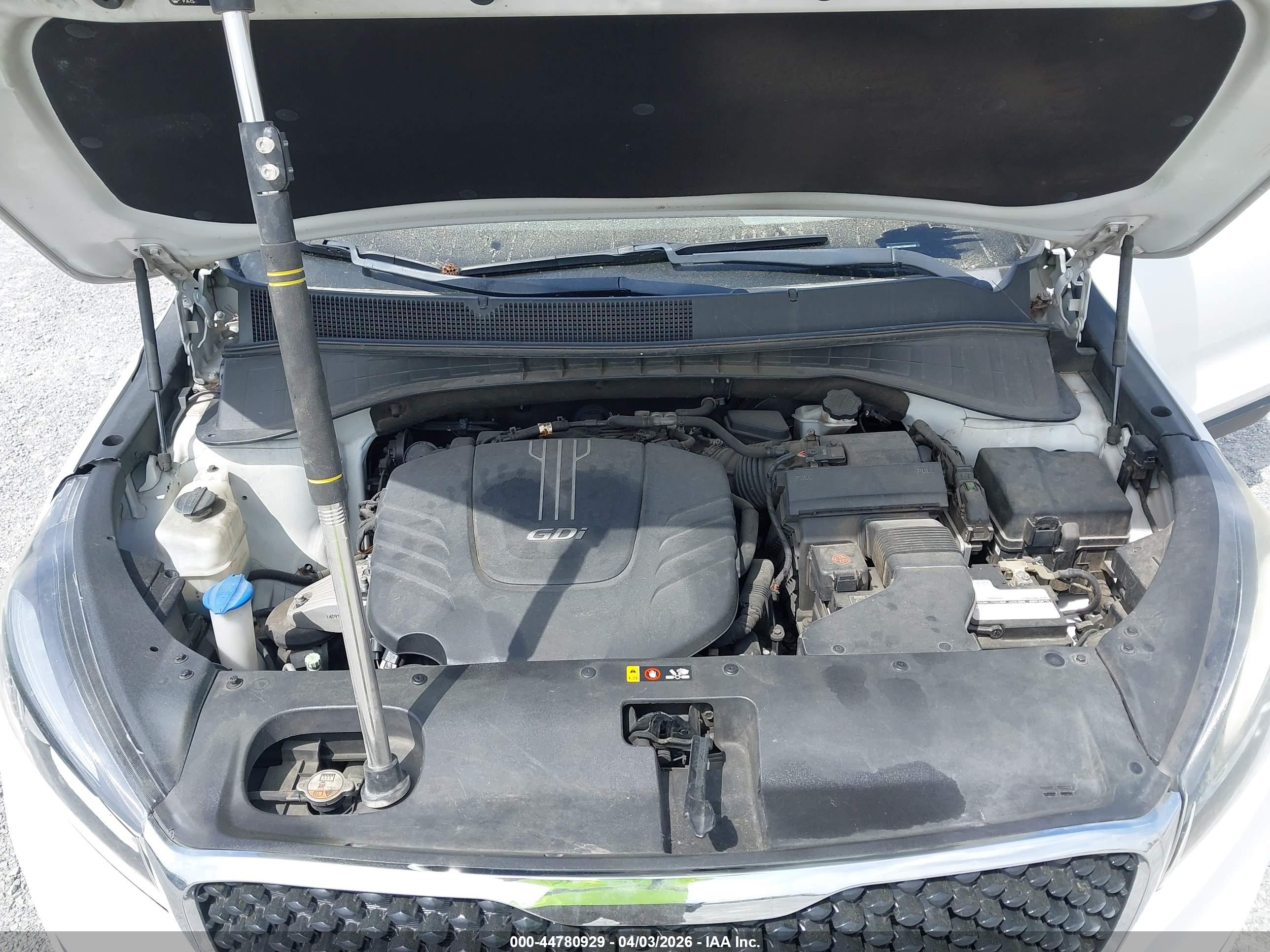 KIA SORENTO image 10