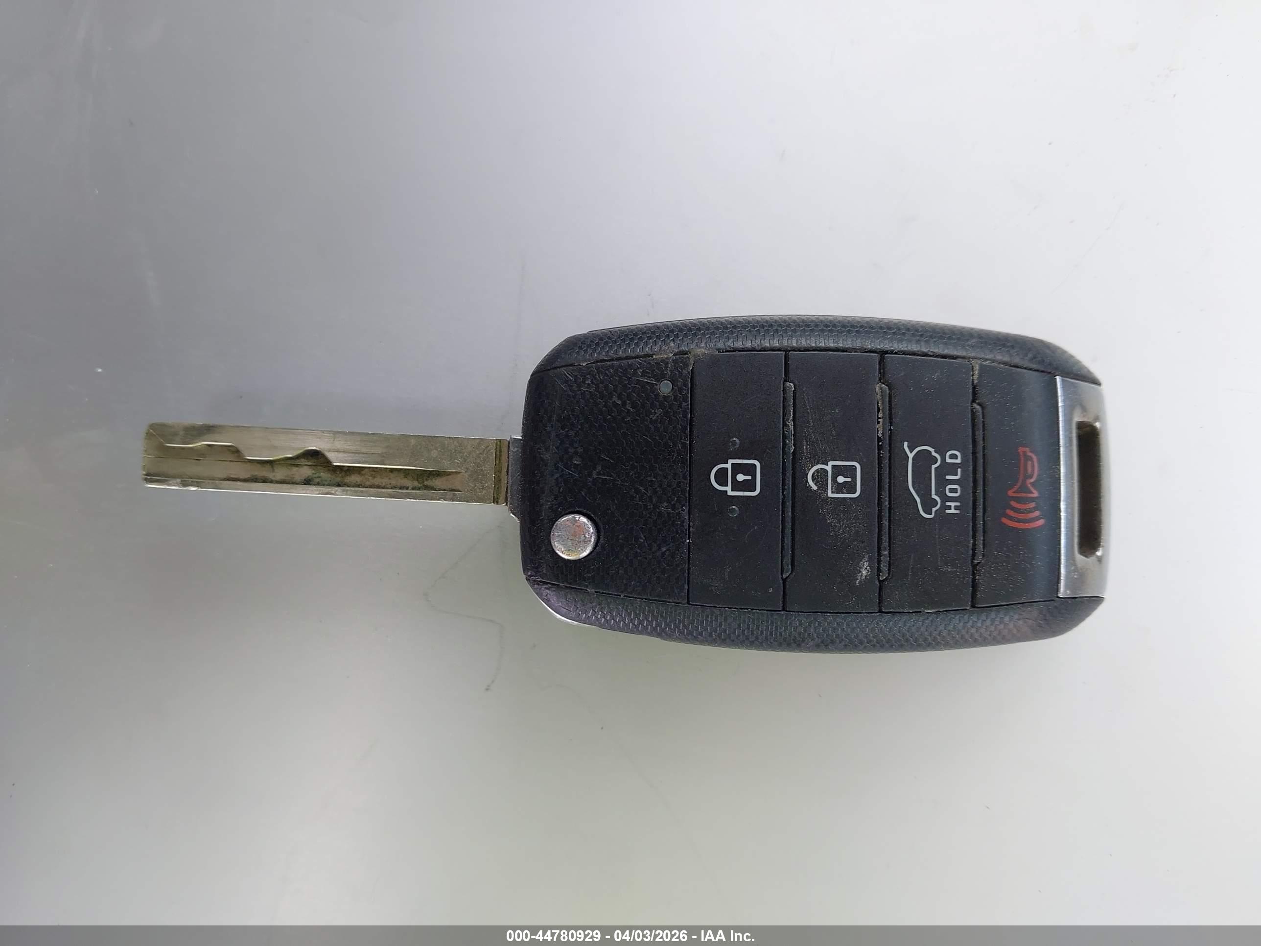 KIA SORENTO image 11