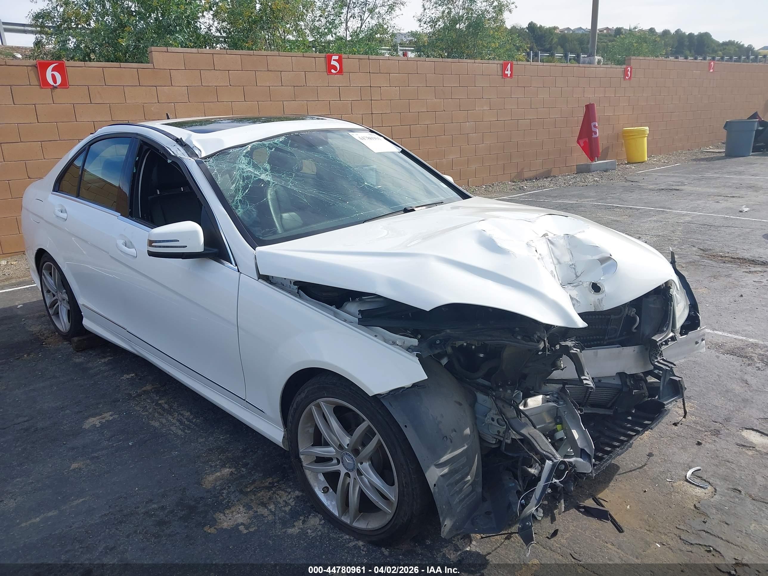 MERCEDES-BENZ C image 6