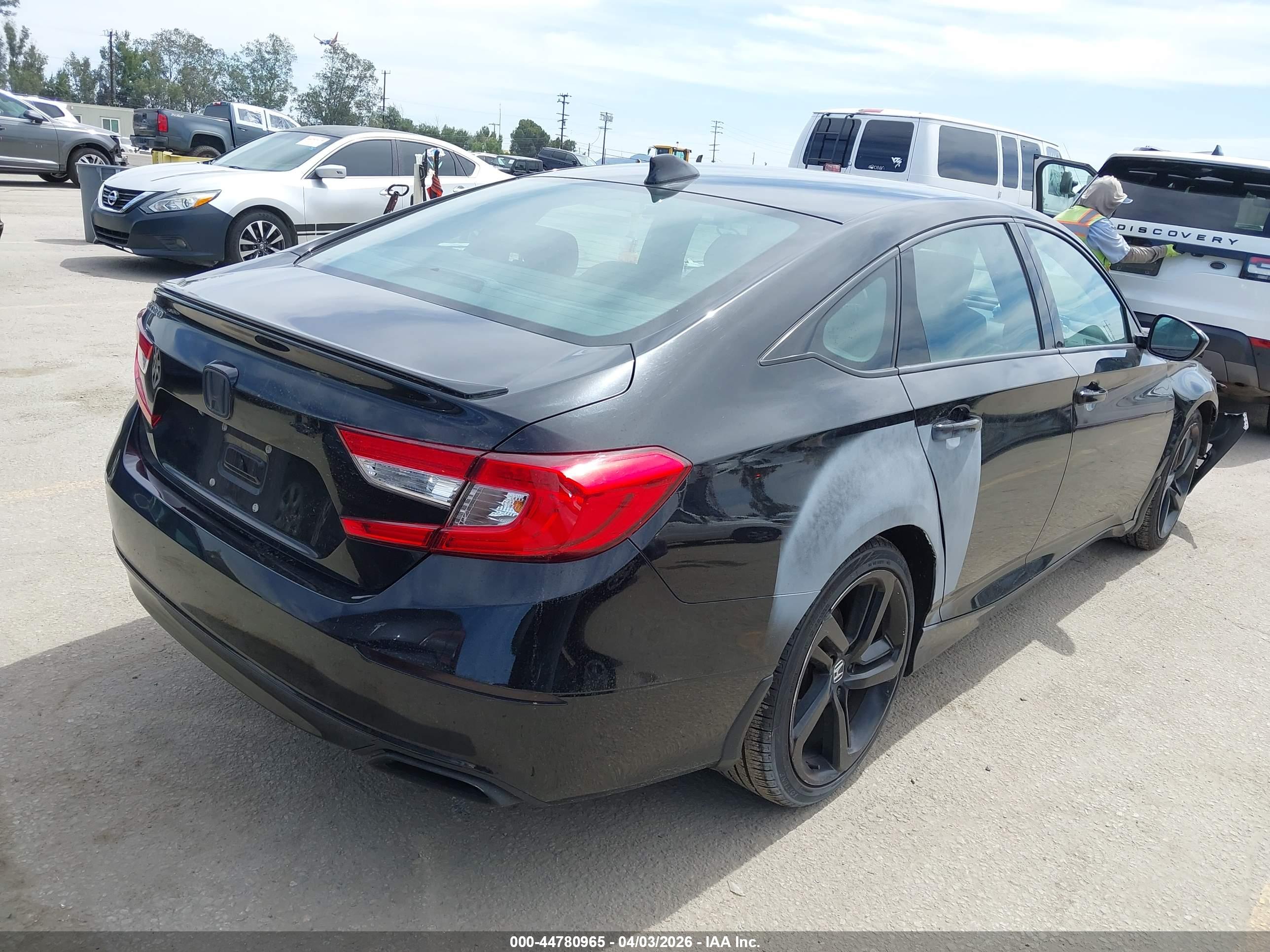 HONDA ACCORD image 4