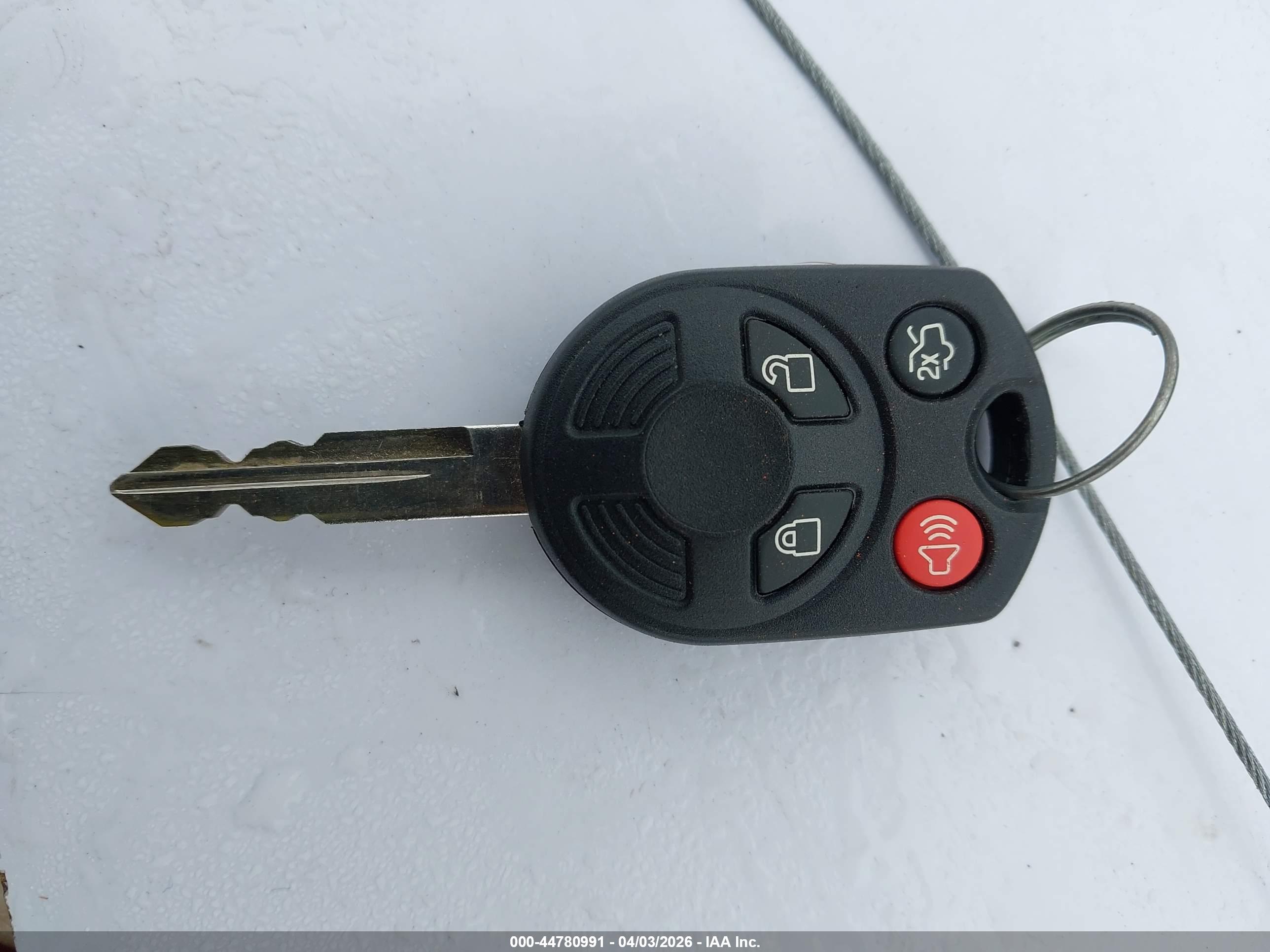 FORD FUSION image 11