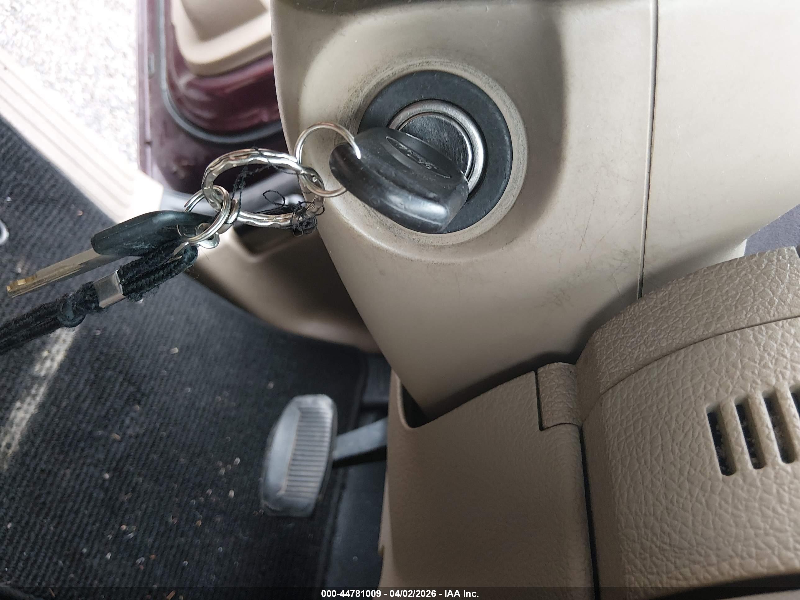 FORD EXPLORER image 11