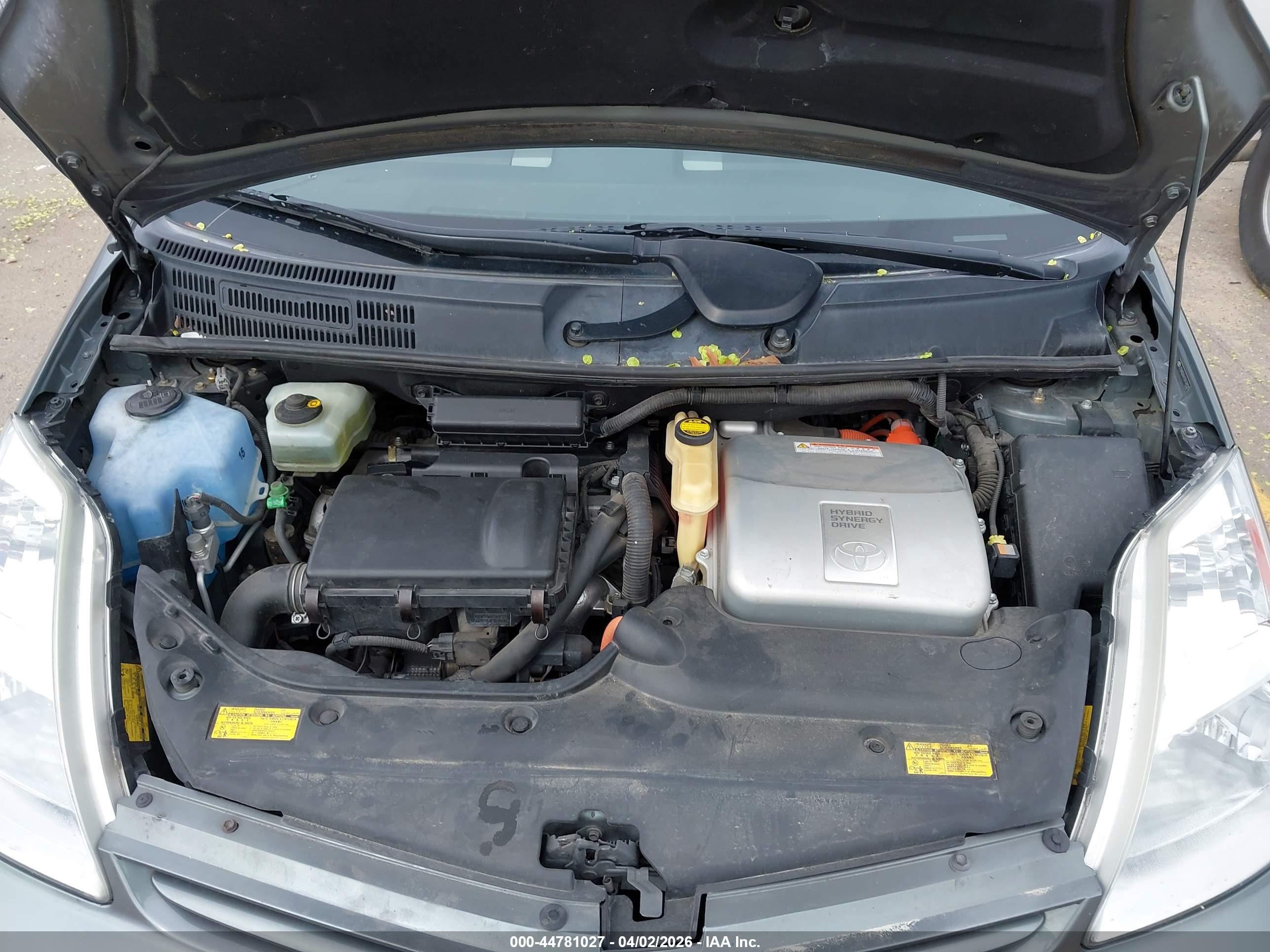 TOYOTA PRIUS image 10