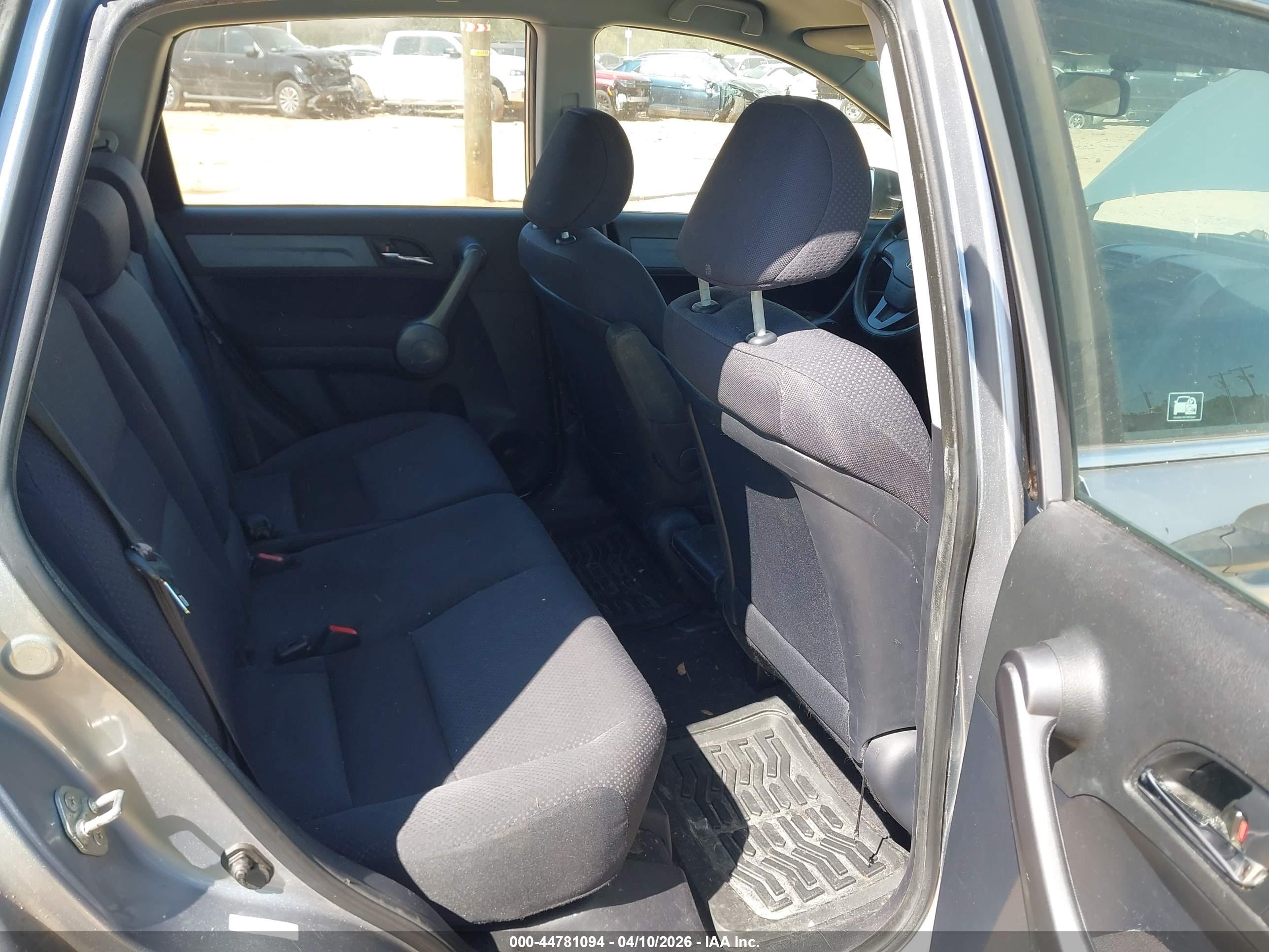 HONDA CR-V image 8