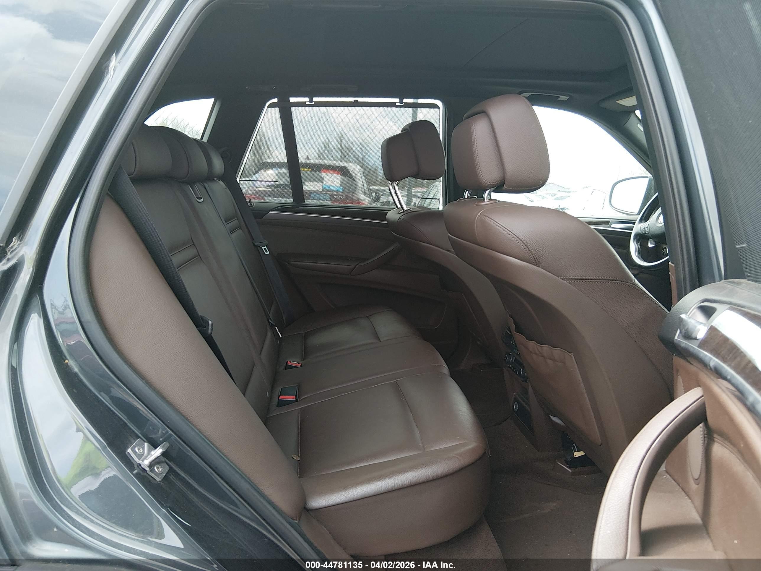 BMW X5 image 8
