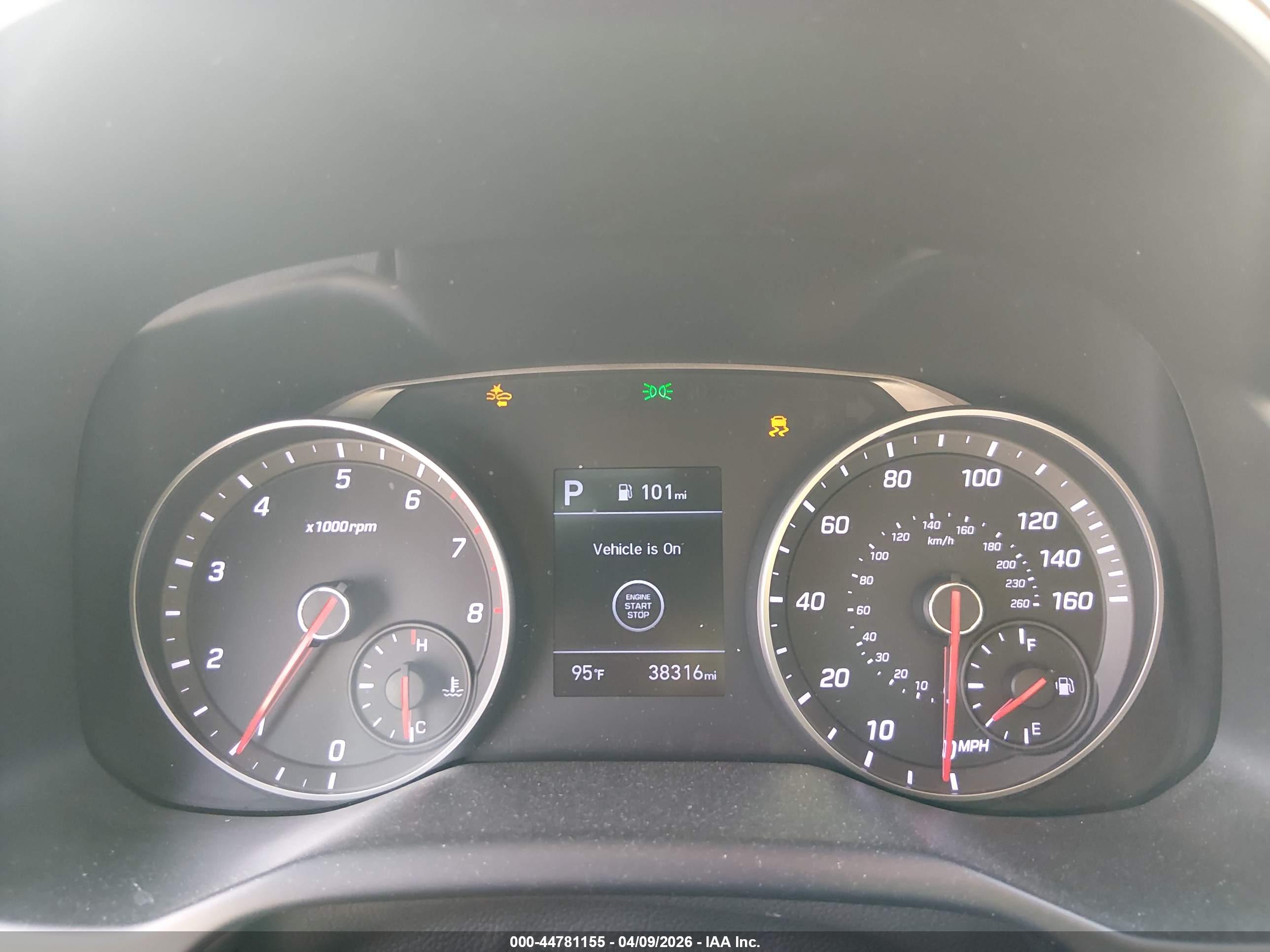 HYUNDAI ELANTRA image 7