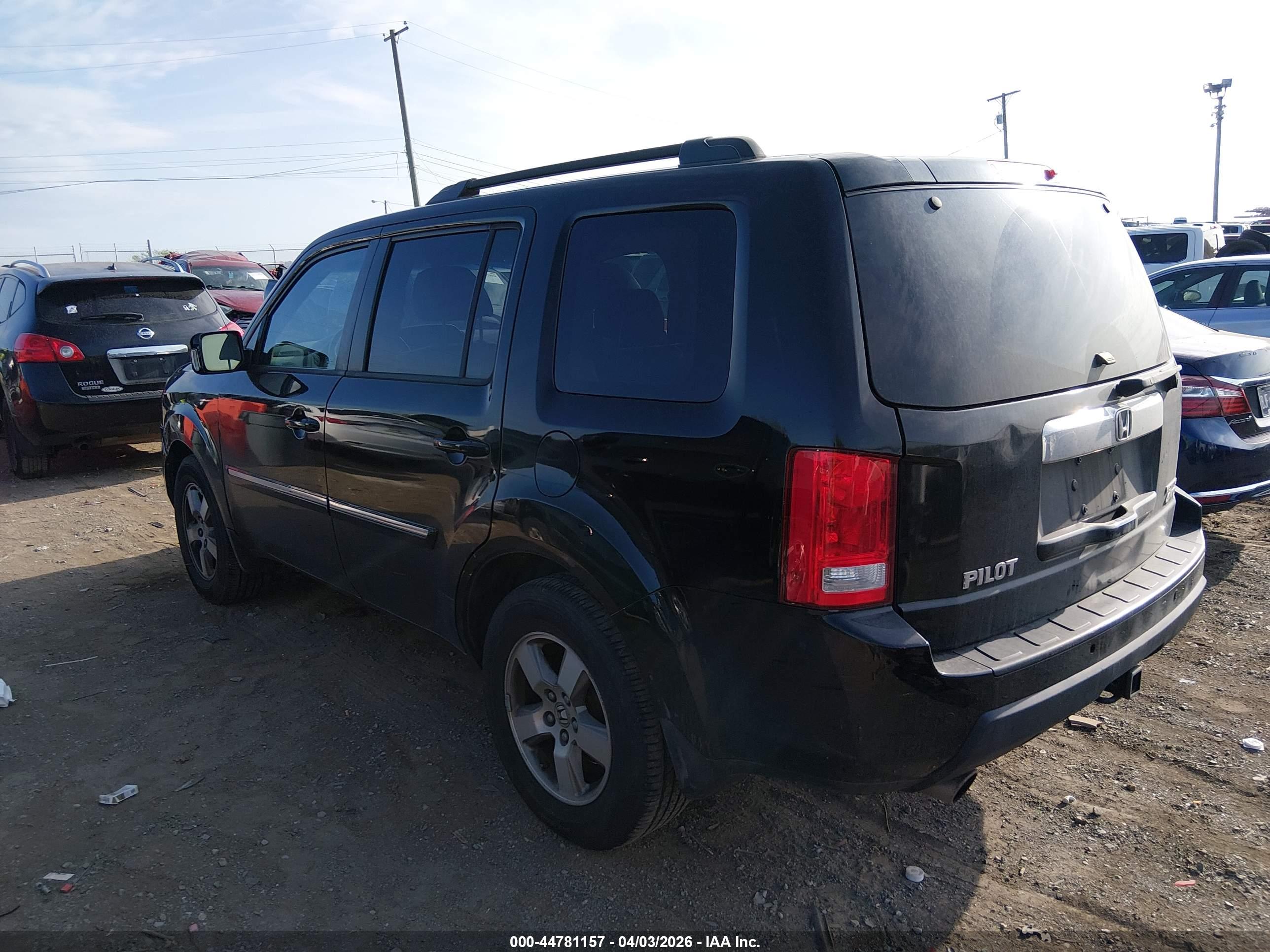 HONDA PILOT image 3