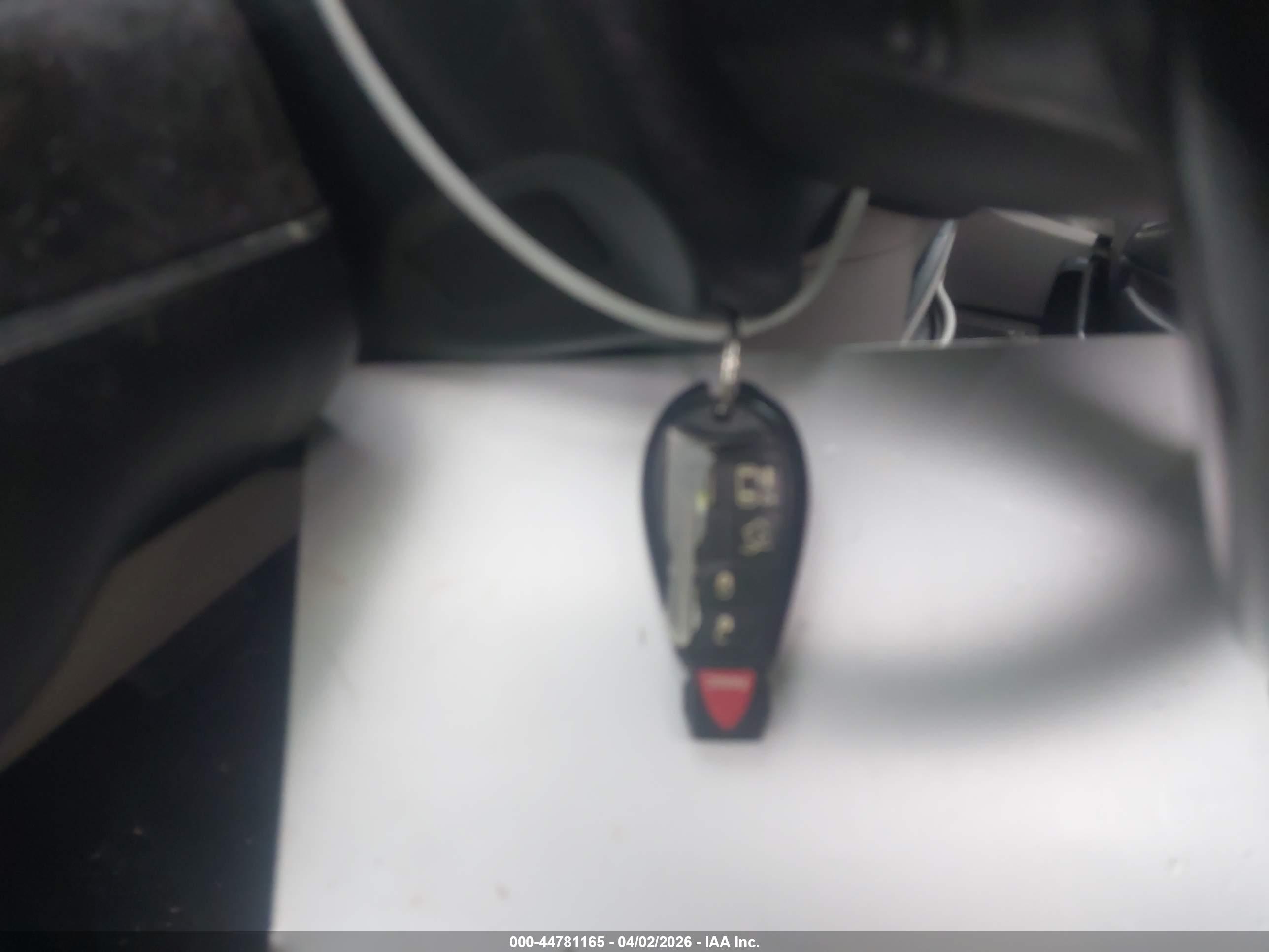 CHRYSLER TOWN image 11