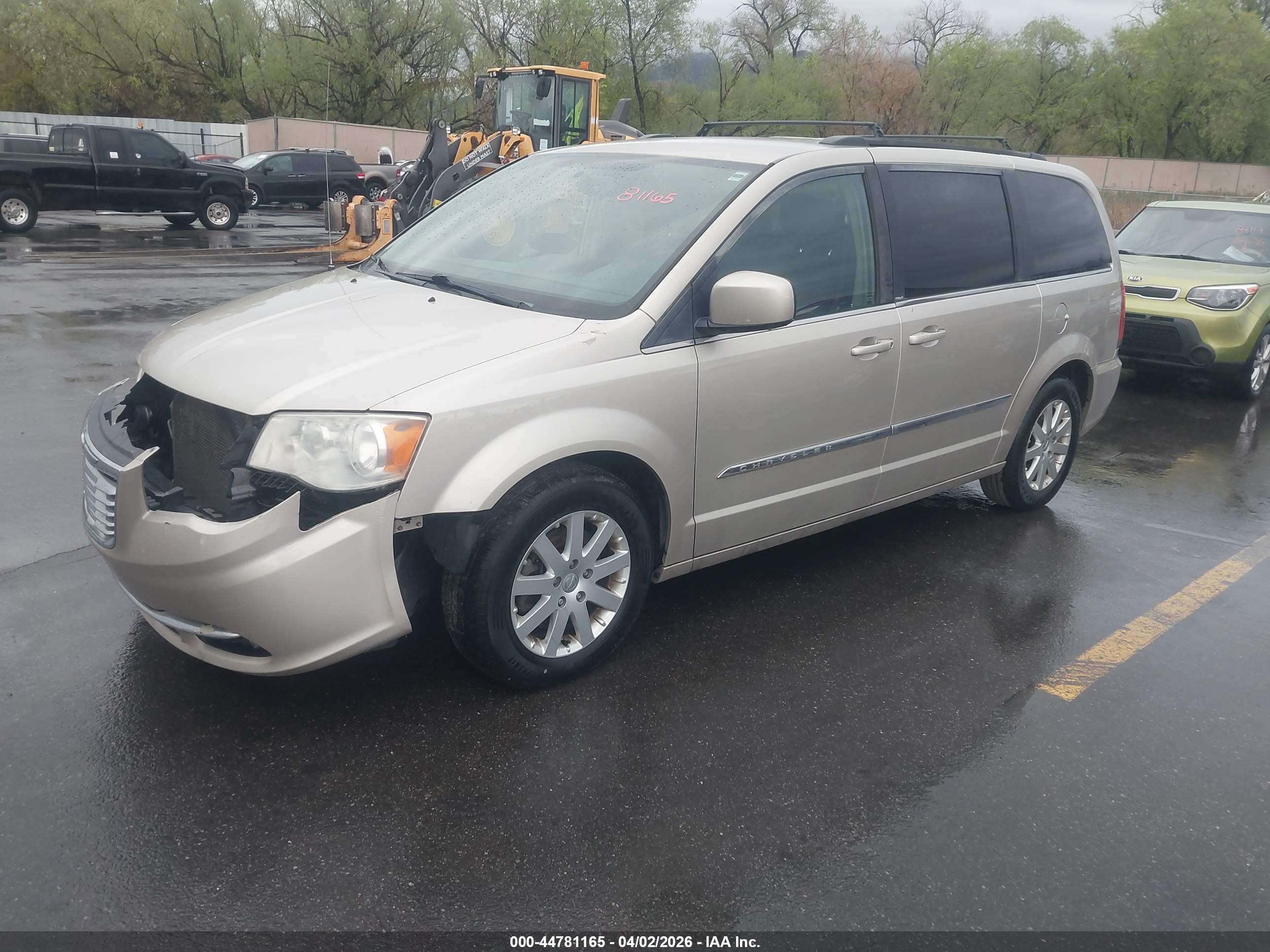 CHRYSLER TOWN image 2
