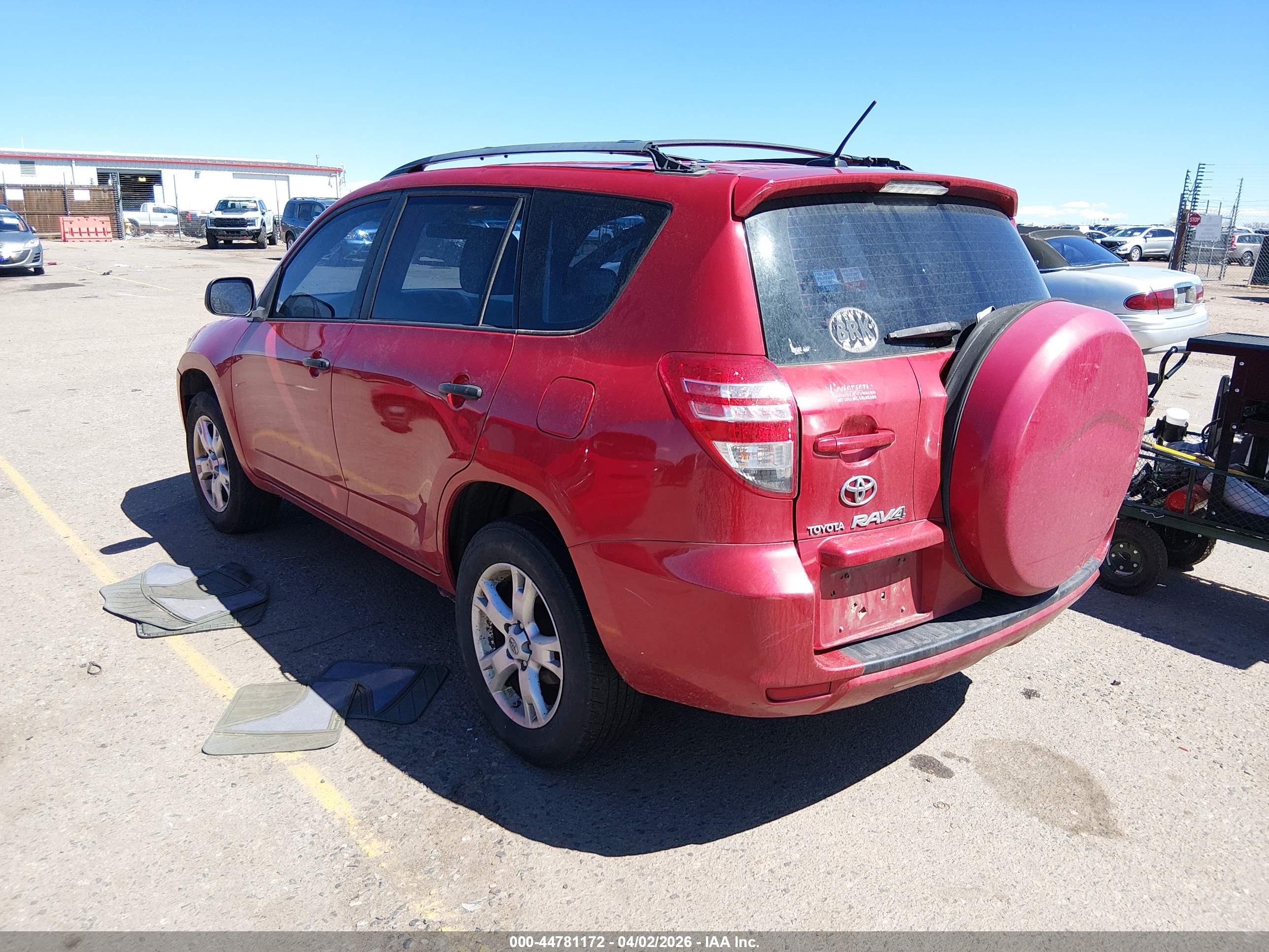 TOYOTA RAV4 image 3