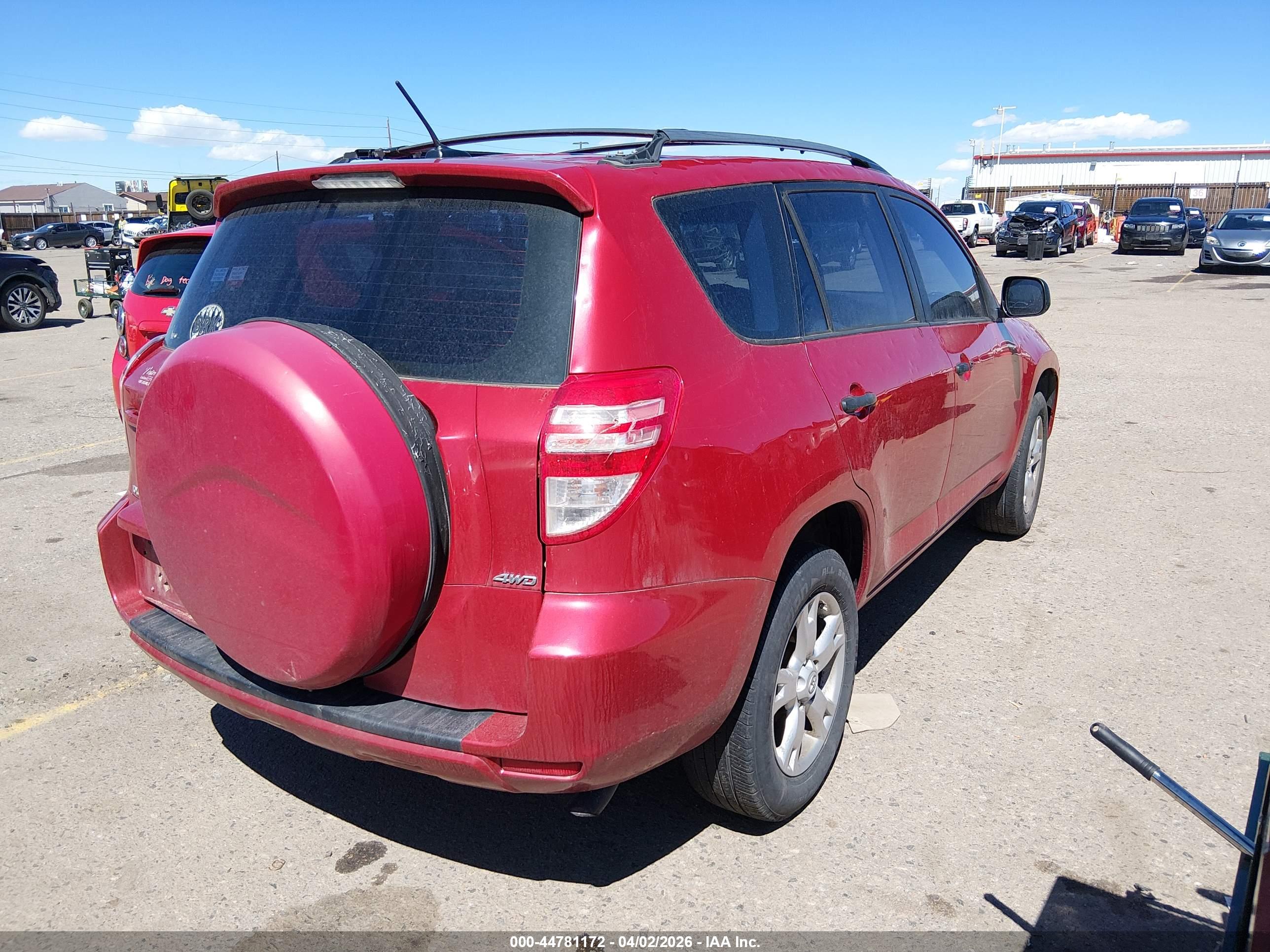 TOYOTA RAV4 image 4
