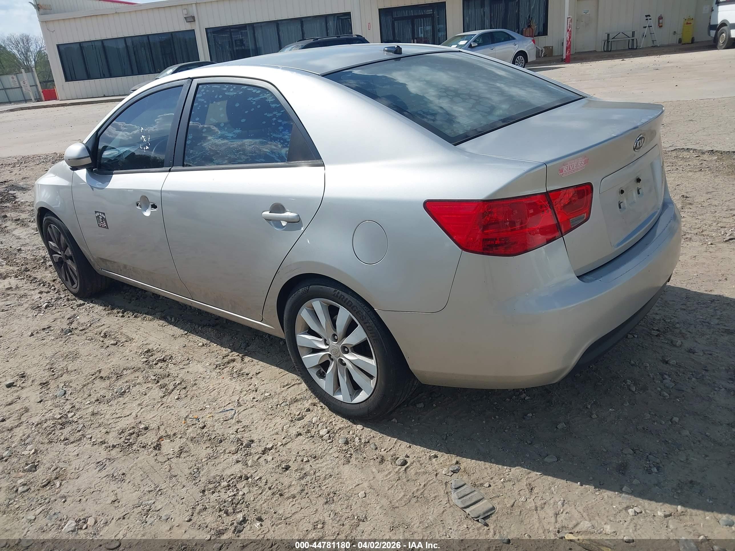 KIA FORTE image 3
