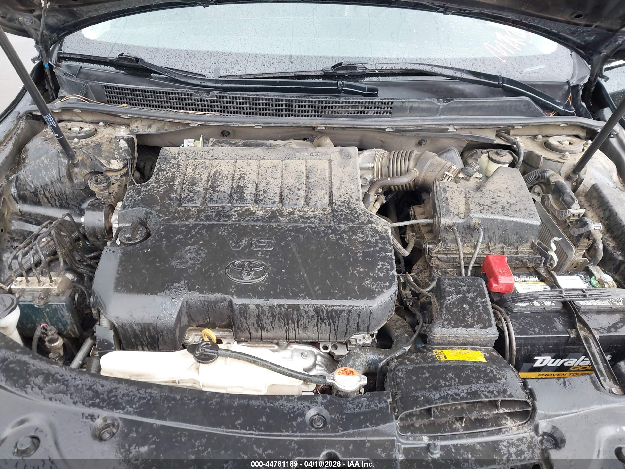 TOYOTA AVALON image 10