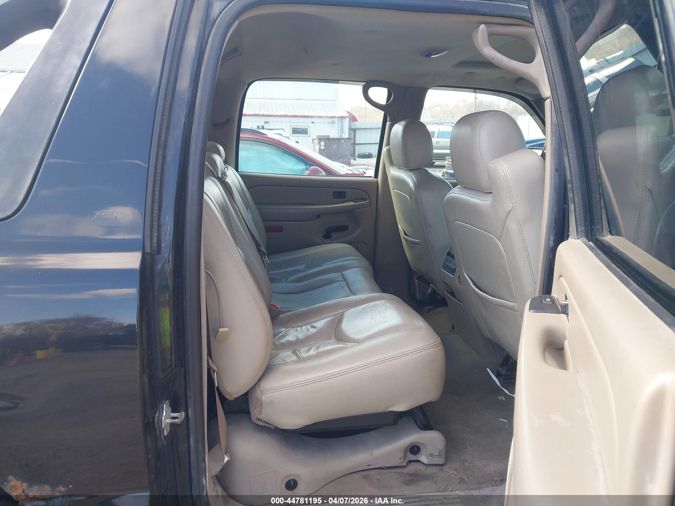 CHEVROLET AVALANCHE image 8