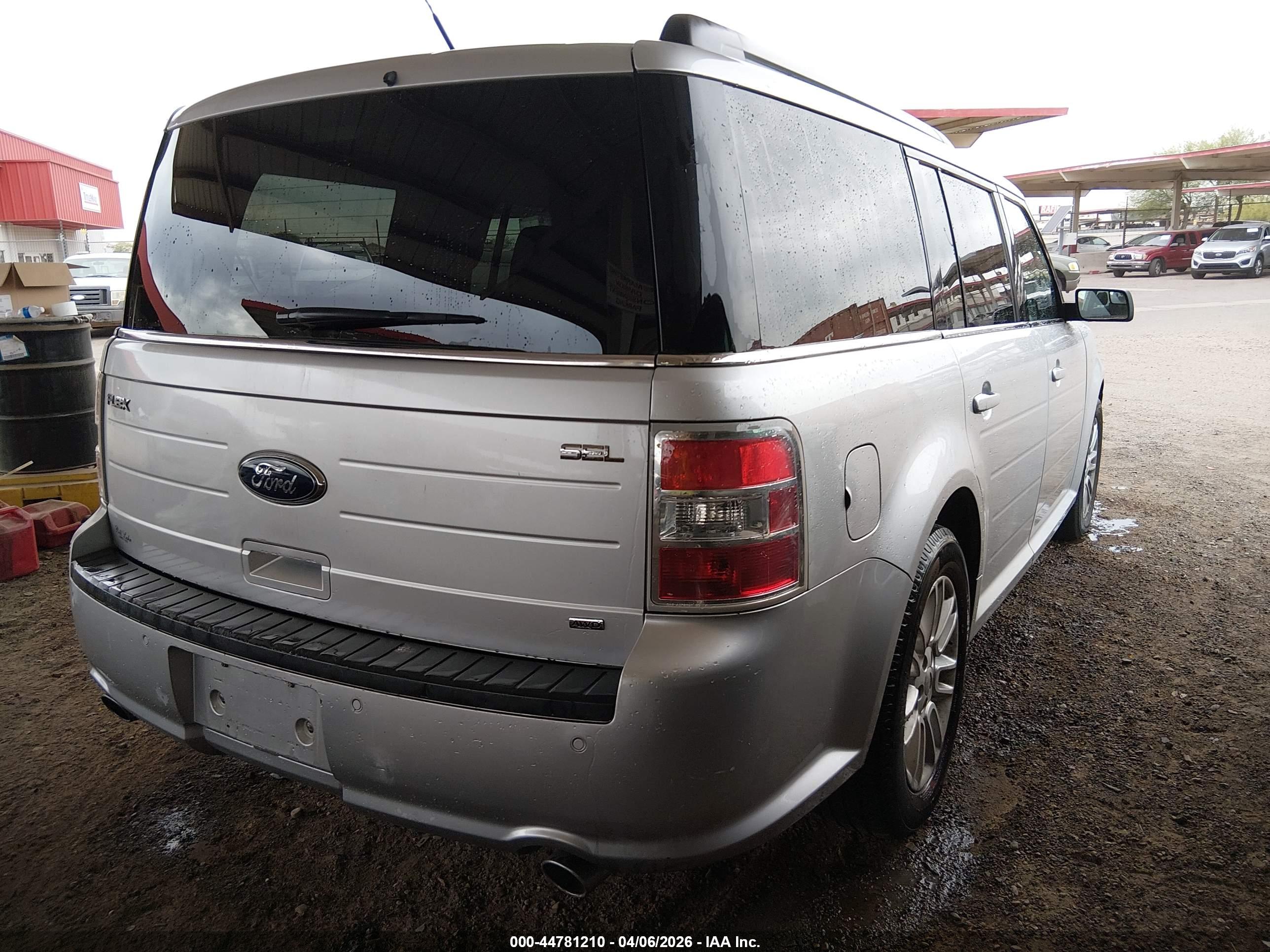 FORD FLEX image 4