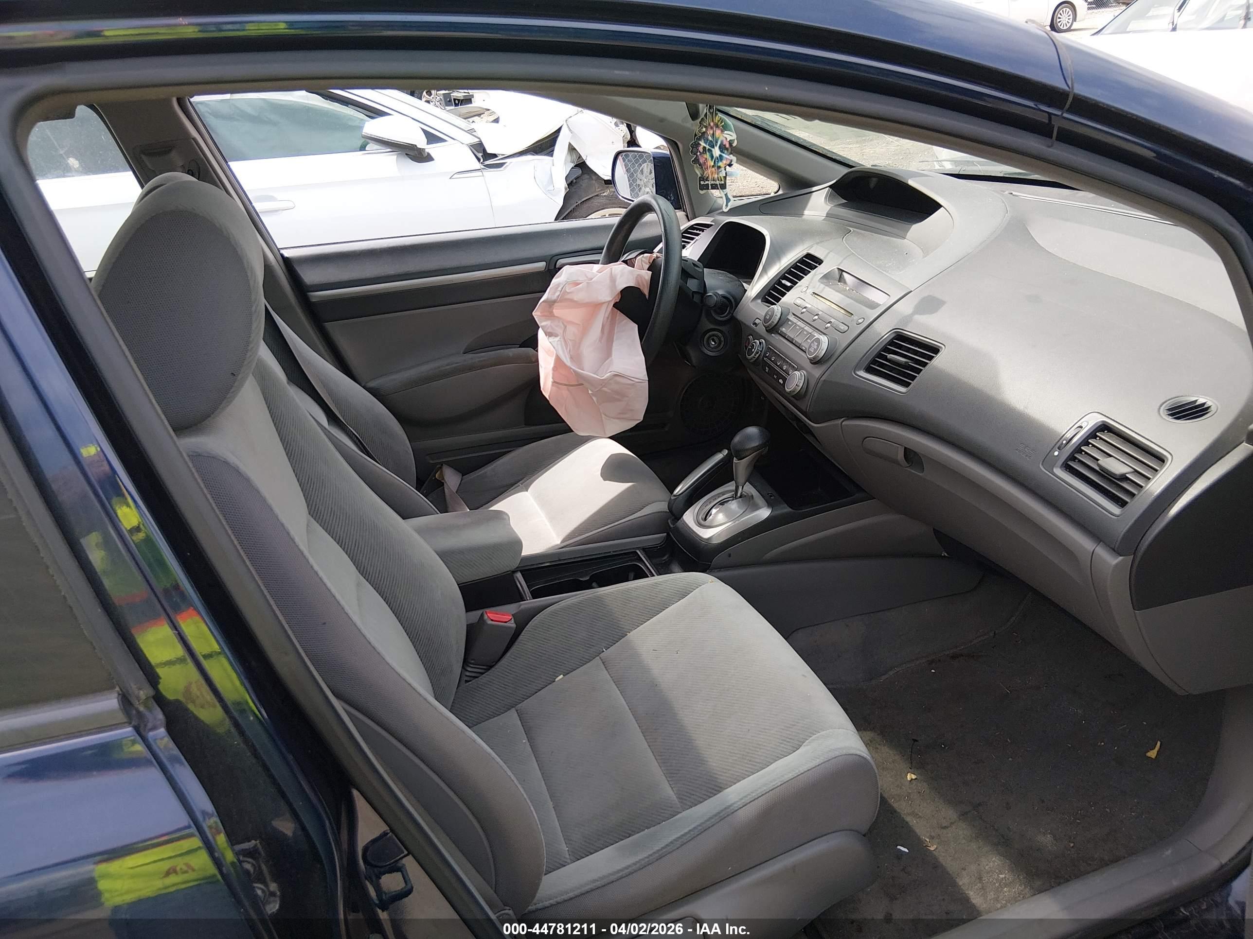 HONDA CIVIC image 5