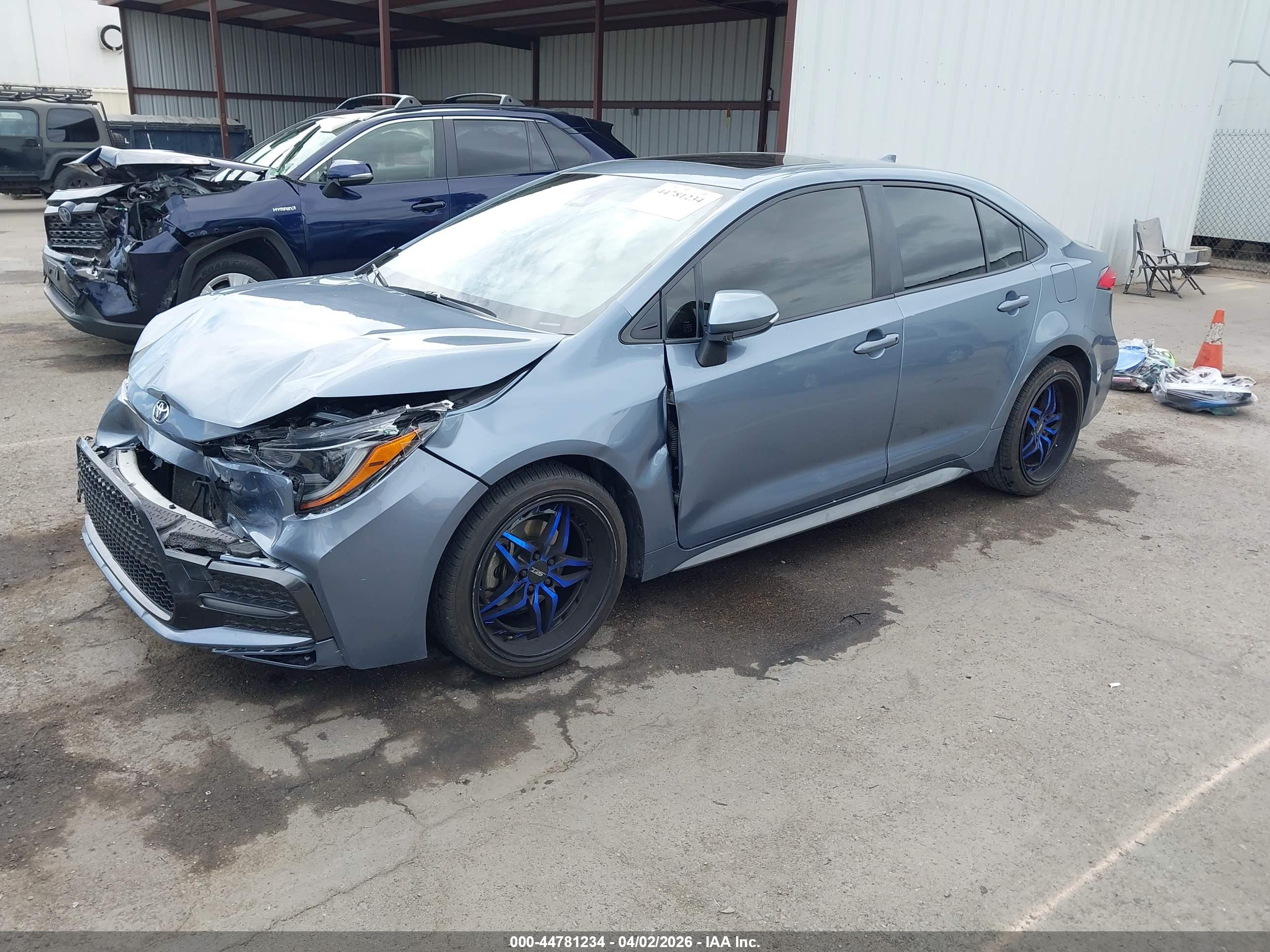 TOYOTA COROLLA image 2
