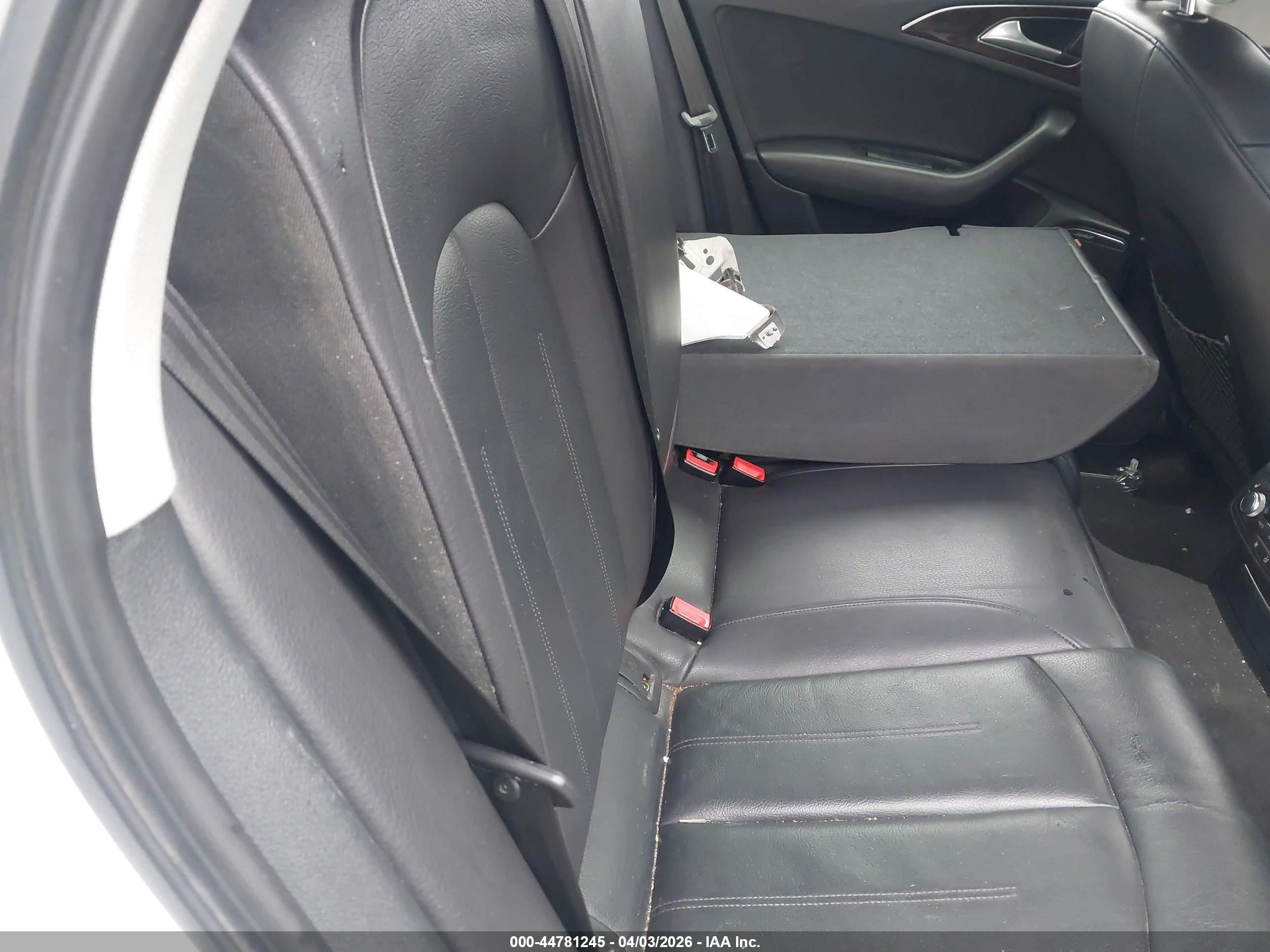 AUDI A6 image 8