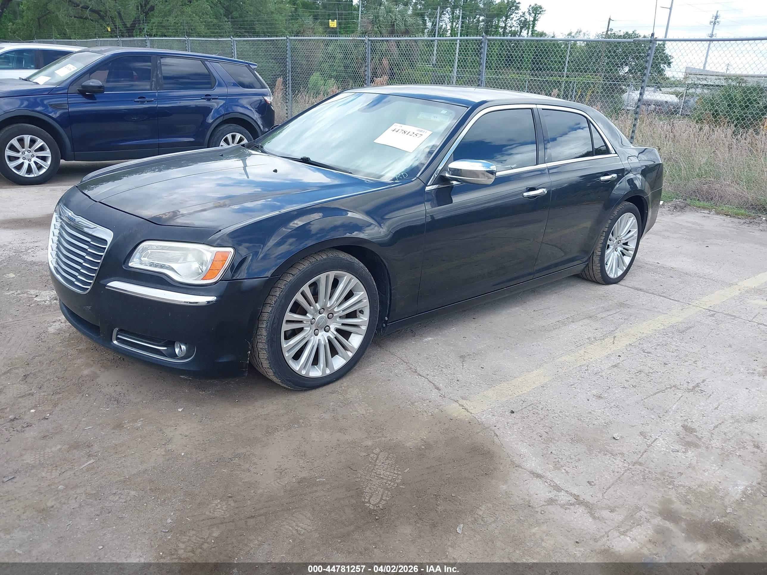 CHRYSLER 300C image 2