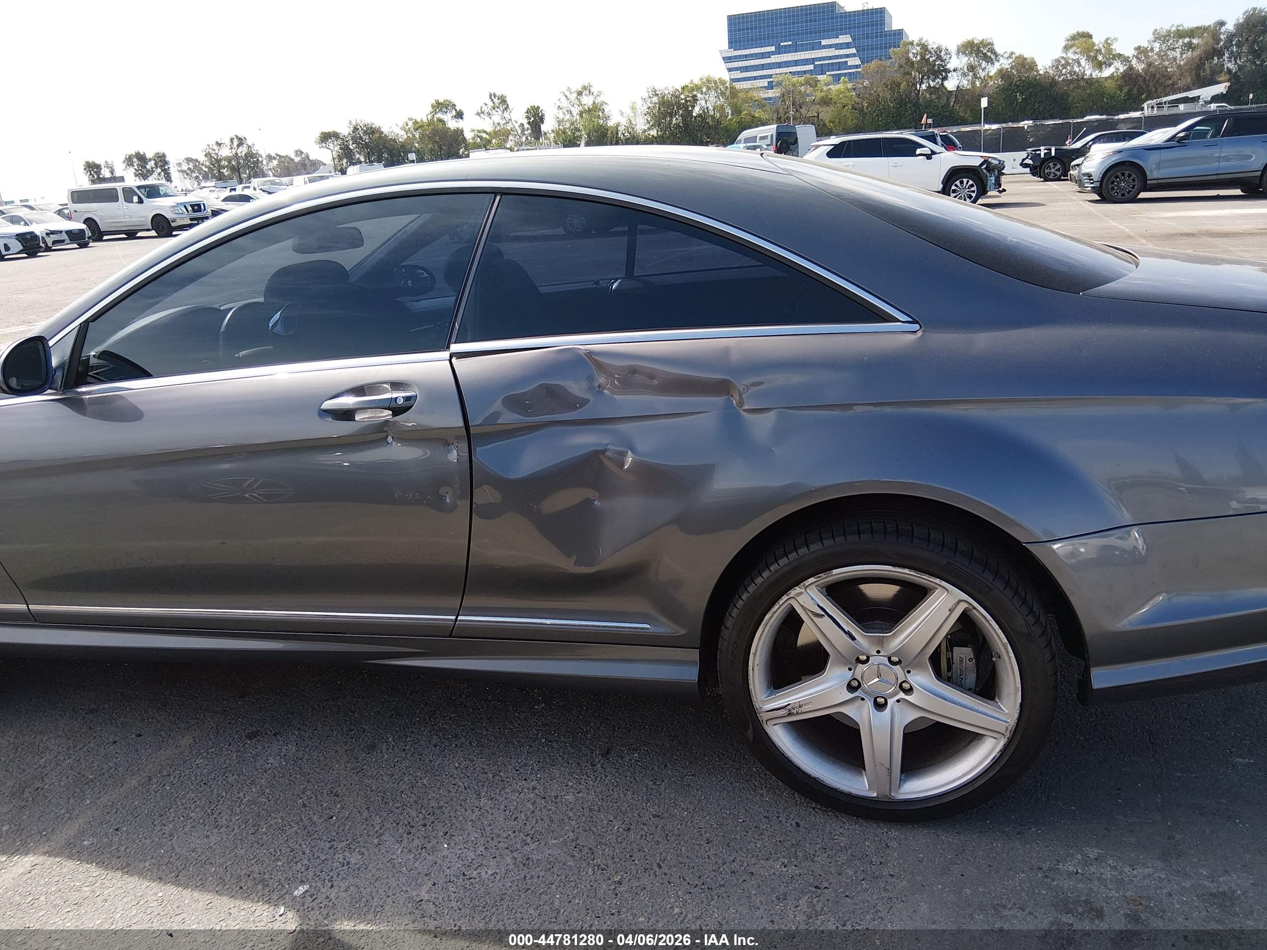 MERCEDES-BENZ CL image 6