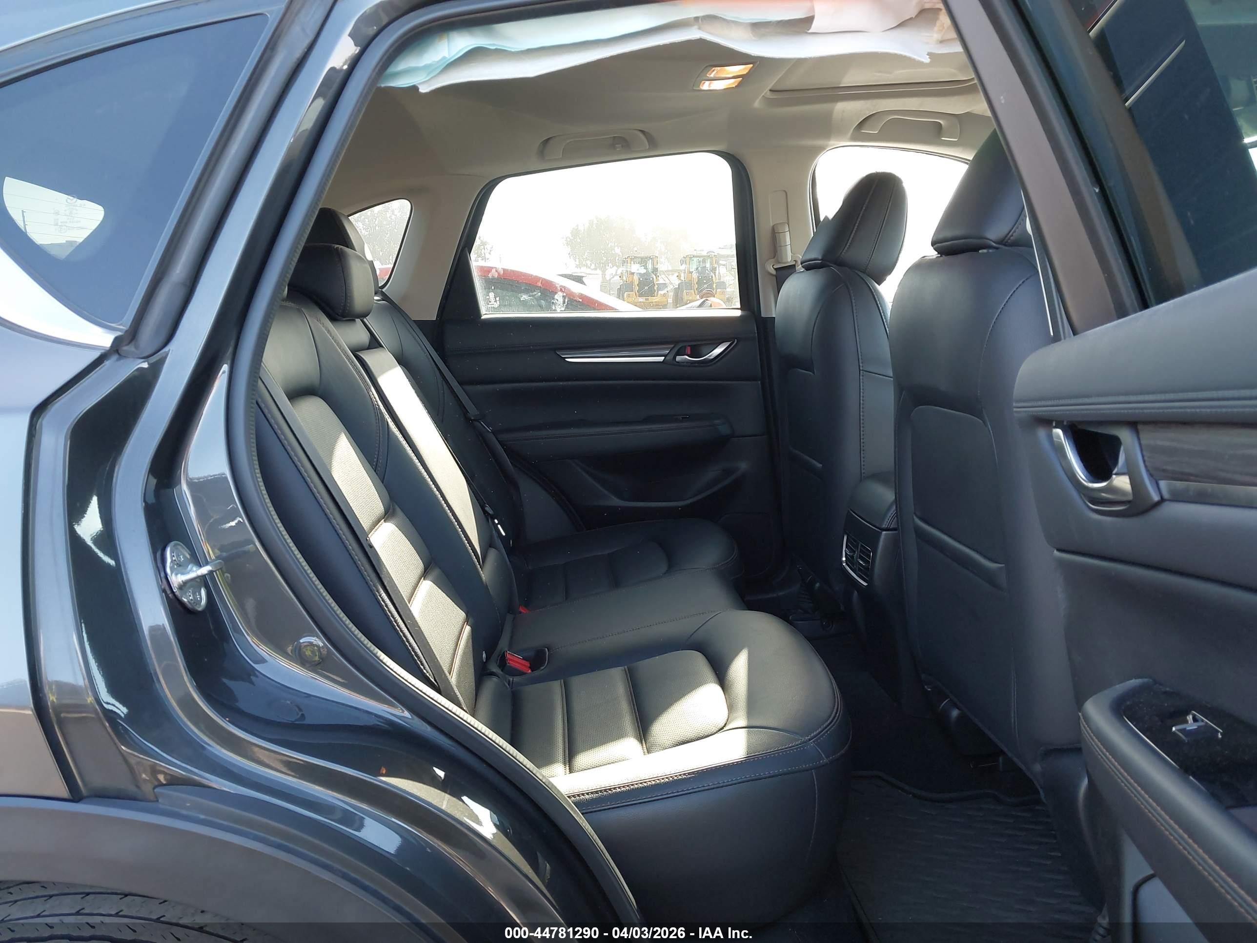 MAZDA CX-5 image 8