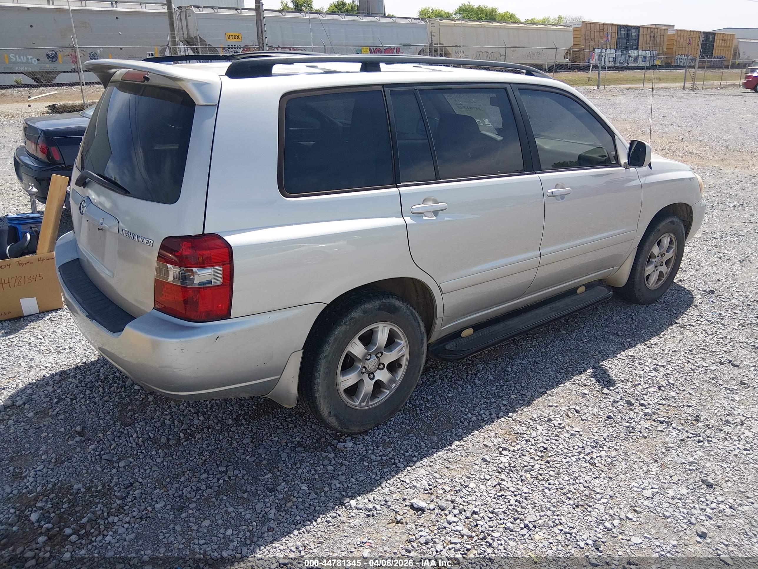 TOYOTA HIGHLANDER image 4