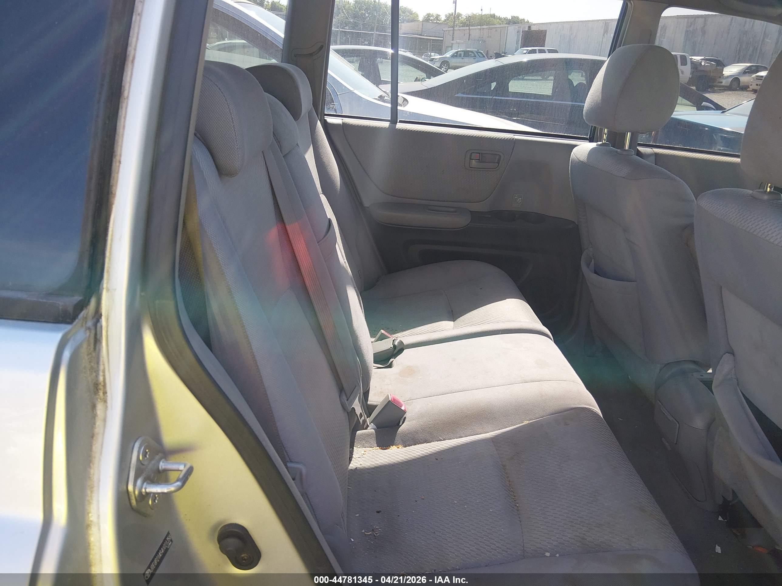 TOYOTA HIGHLANDER image 8