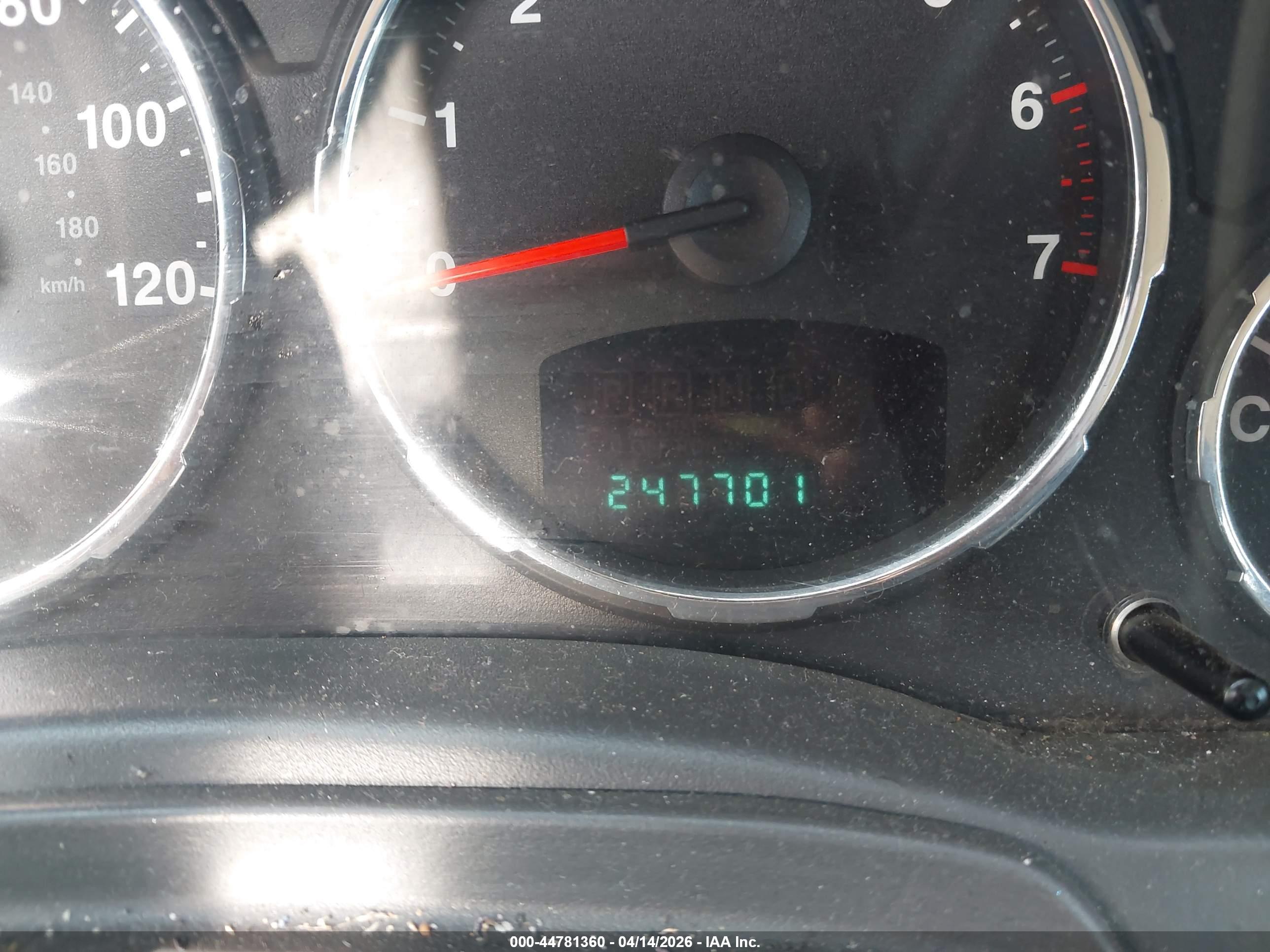 JEEP LIBERTY image 7