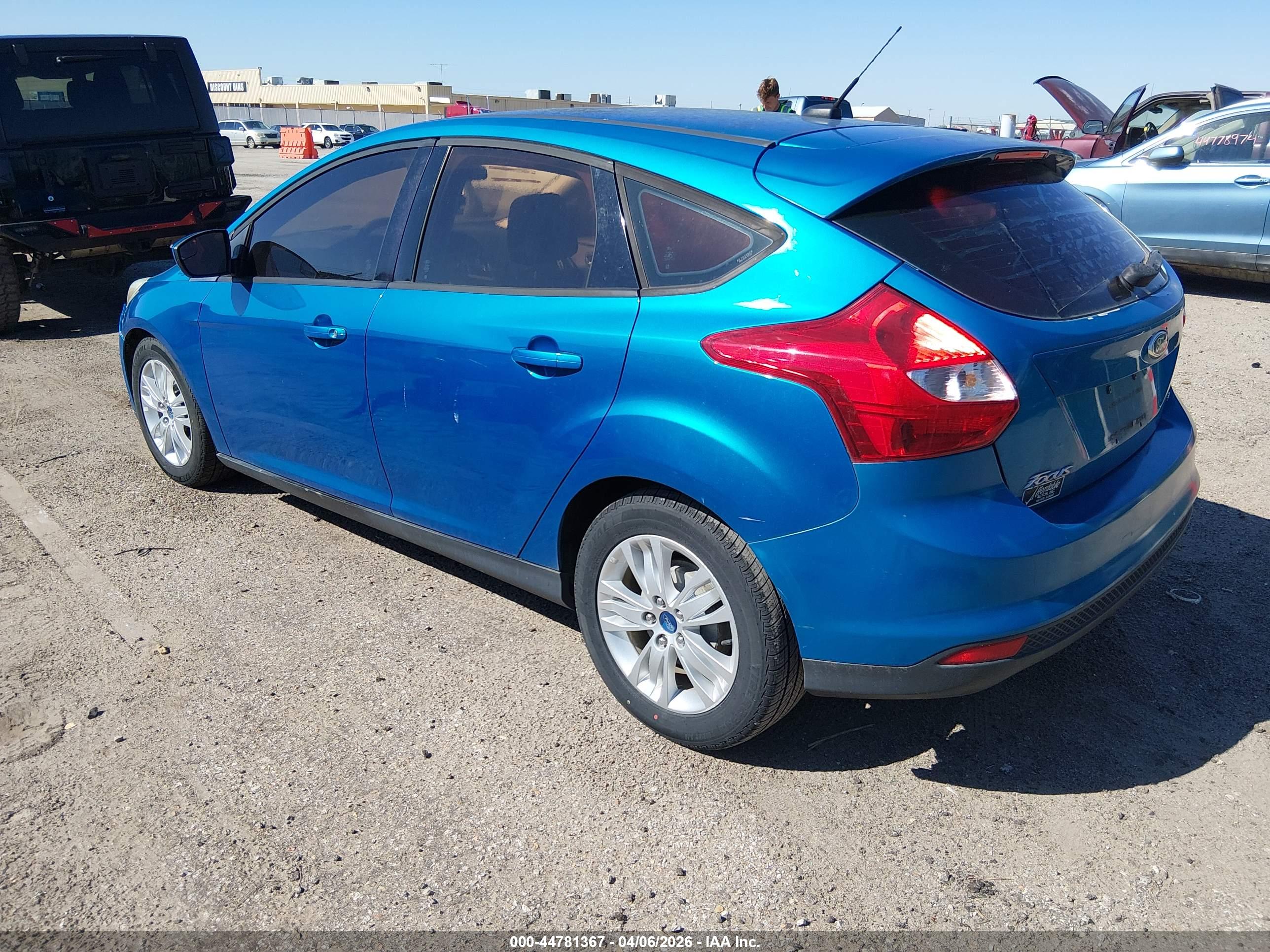 FORD FOCUS image 3