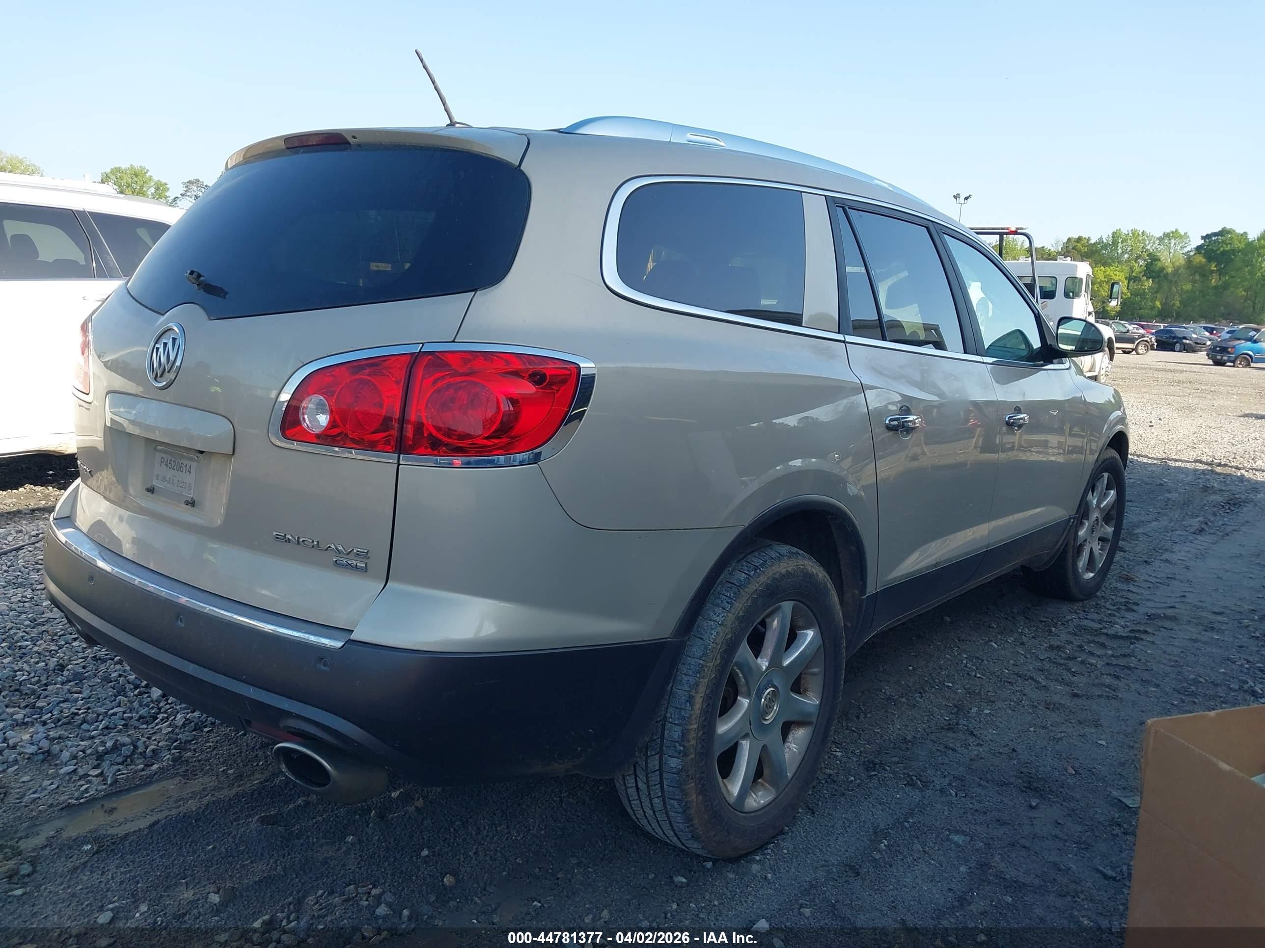 BUICK ENCLAVE image 4