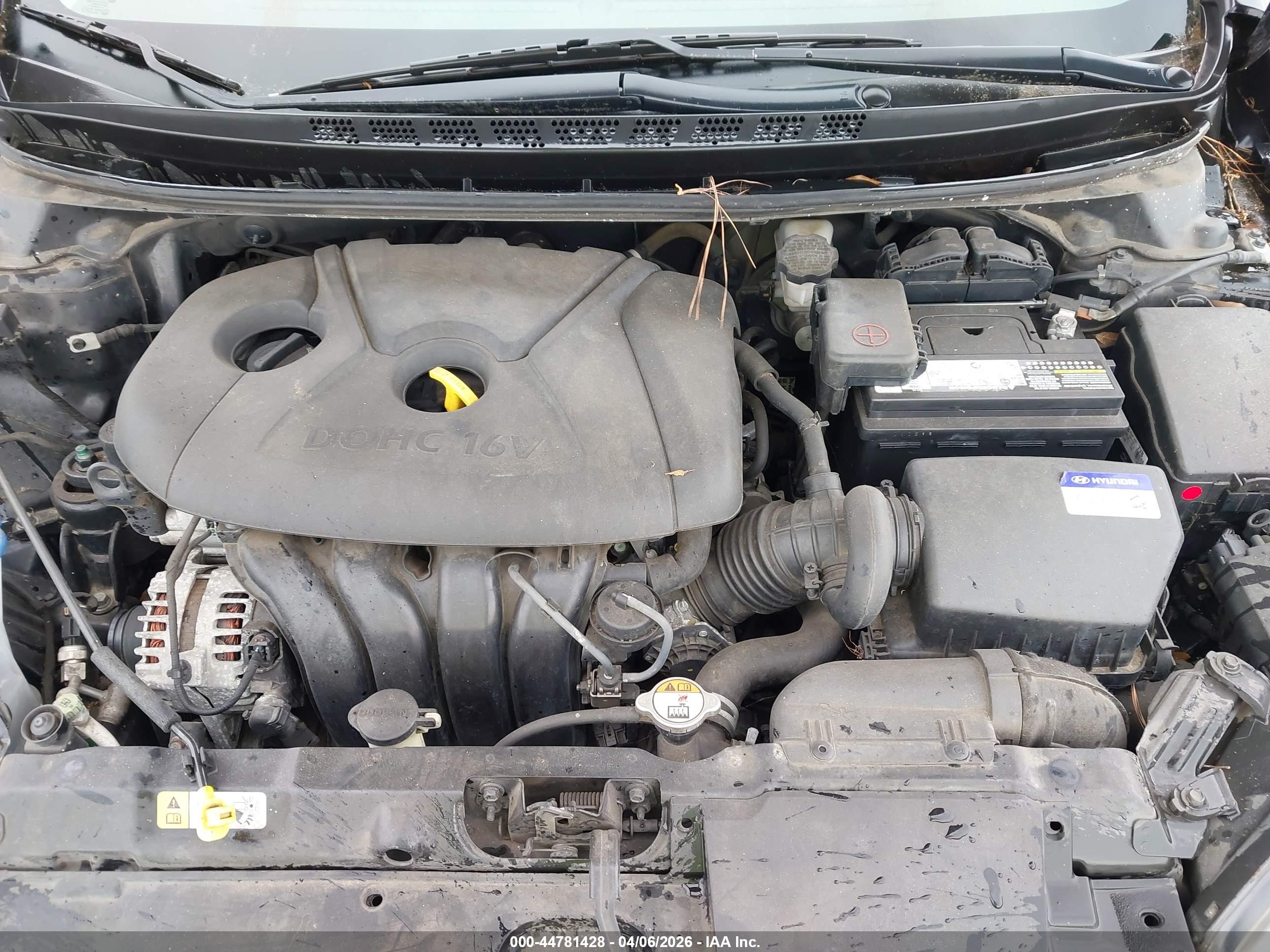 HYUNDAI ELANTRA image 10