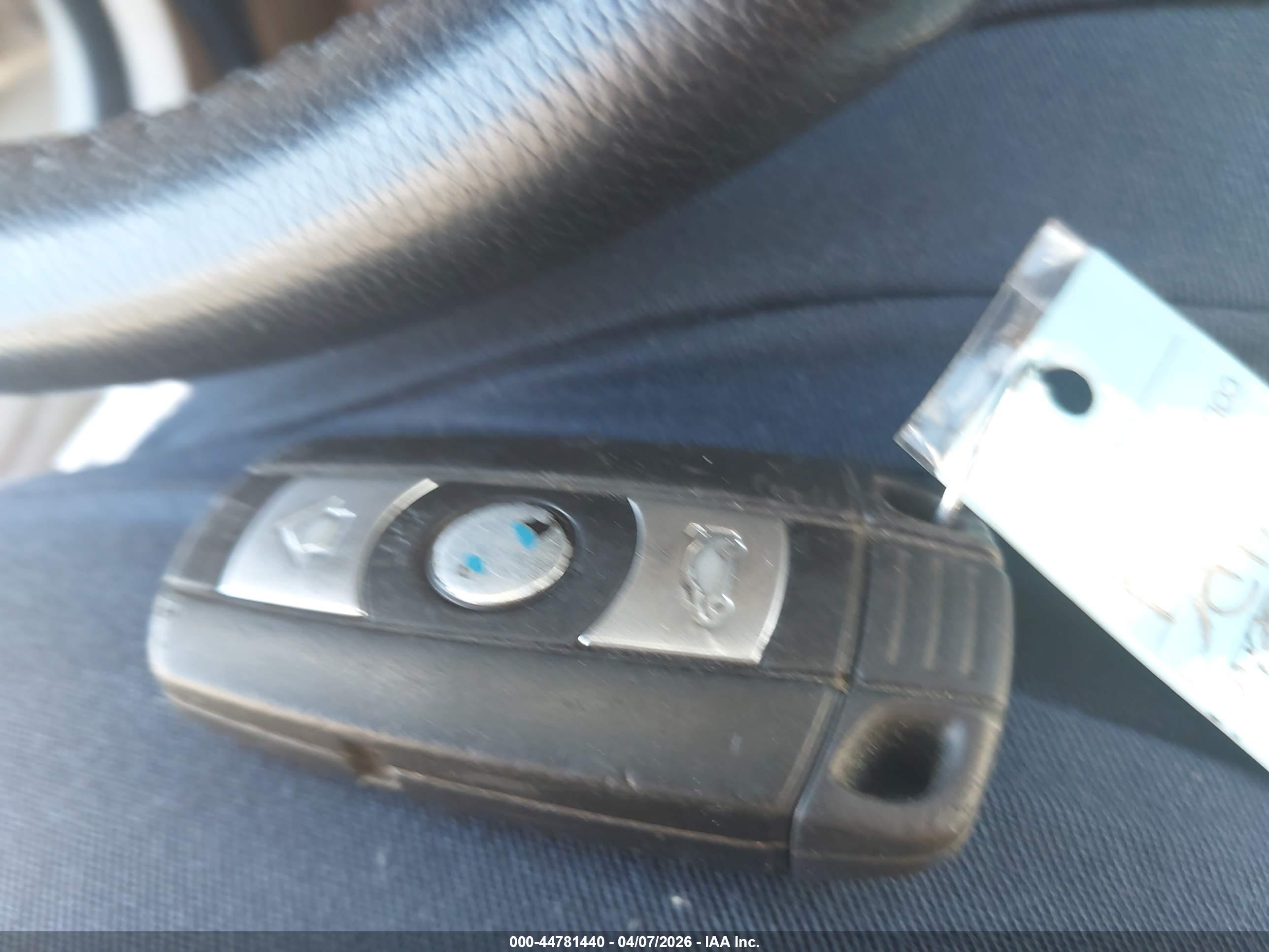 BMW 328I image 11