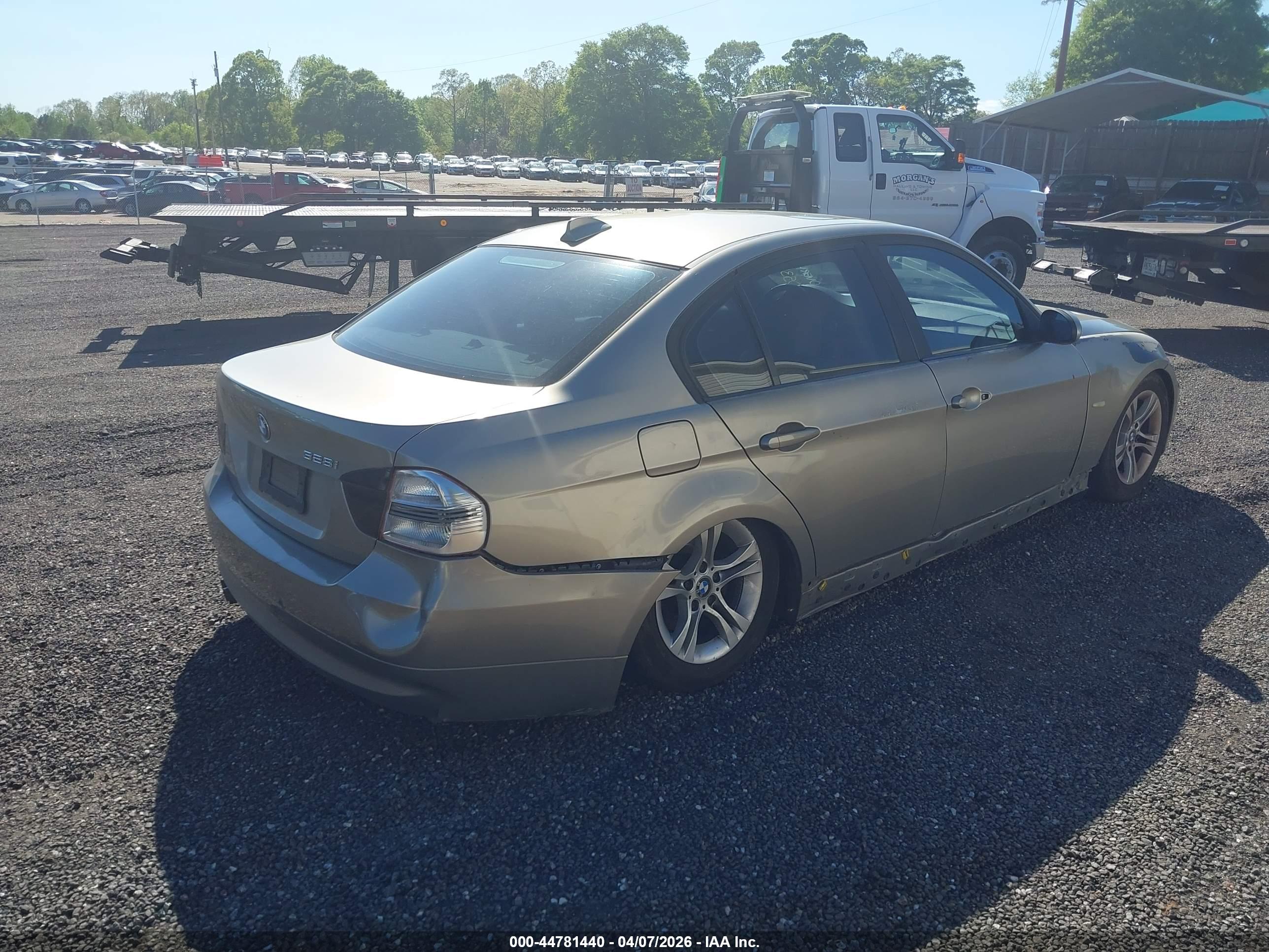 BMW 328I image 4