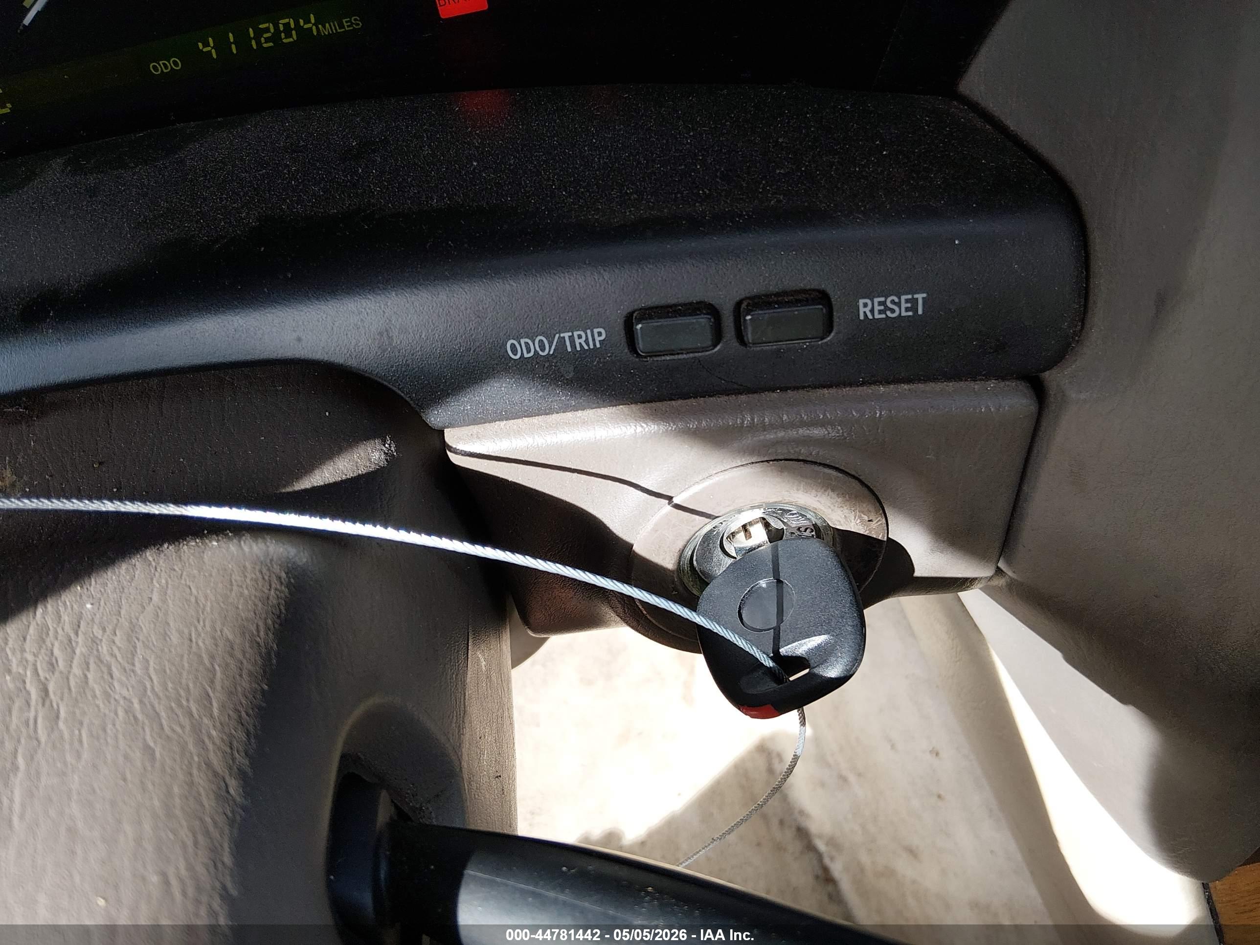 LEXUS LS image 11