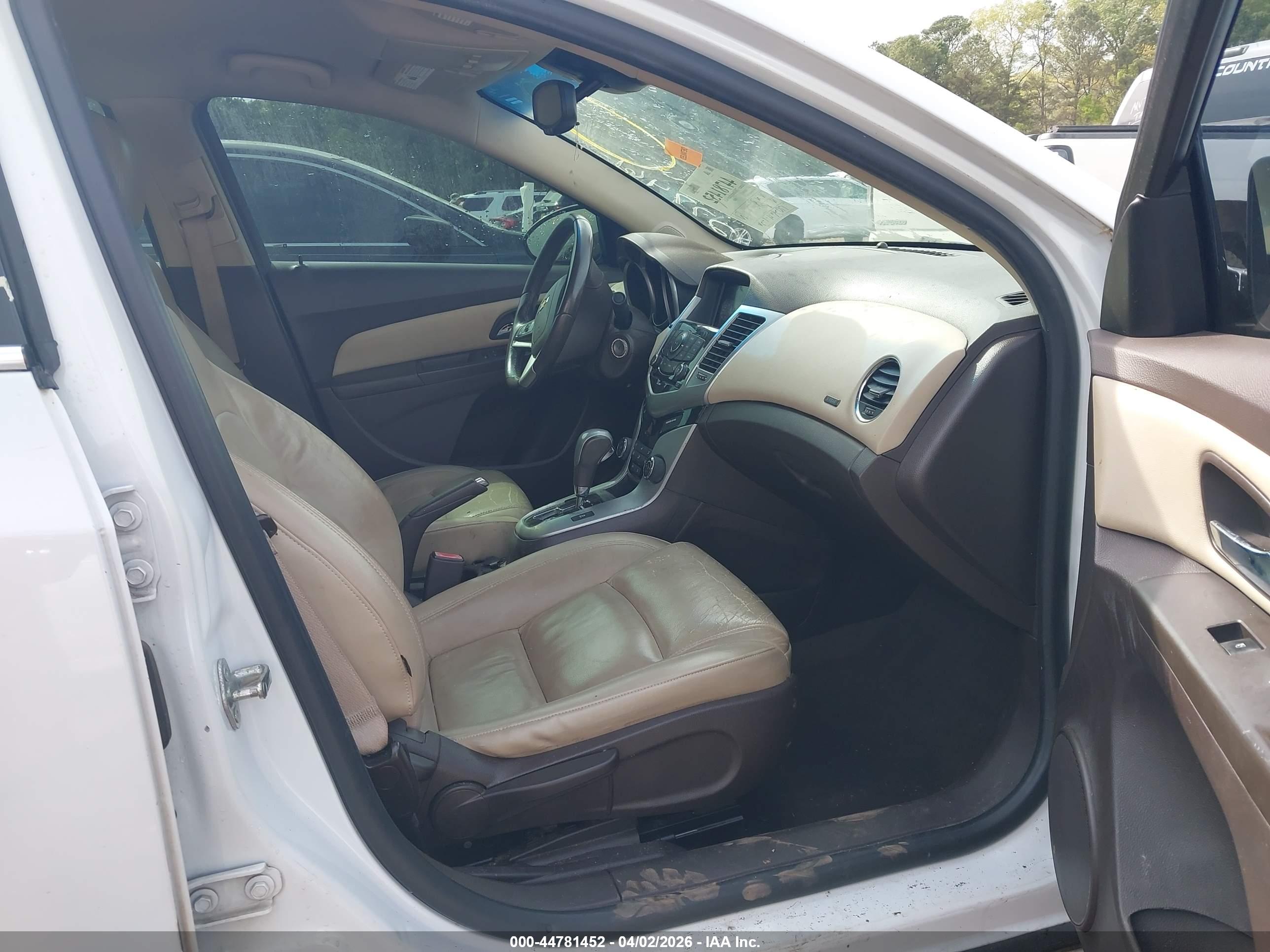 CHEVROLET CRUZE image 5