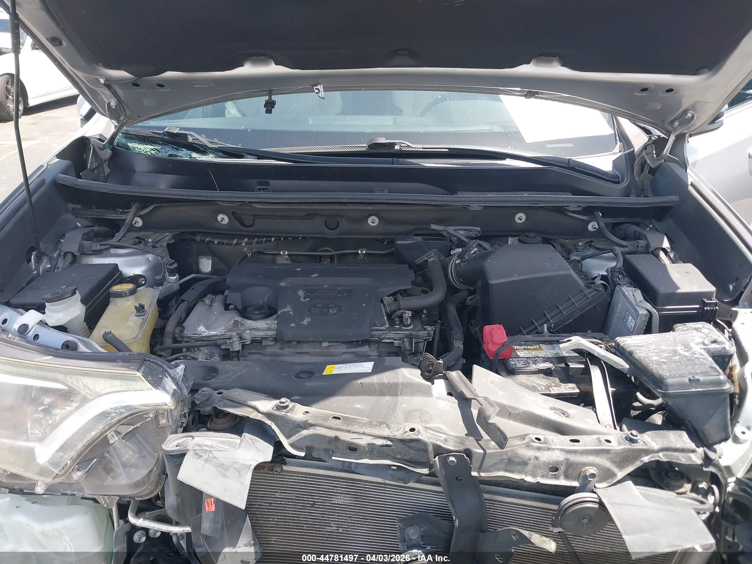 TOYOTA RAV4 image 10
