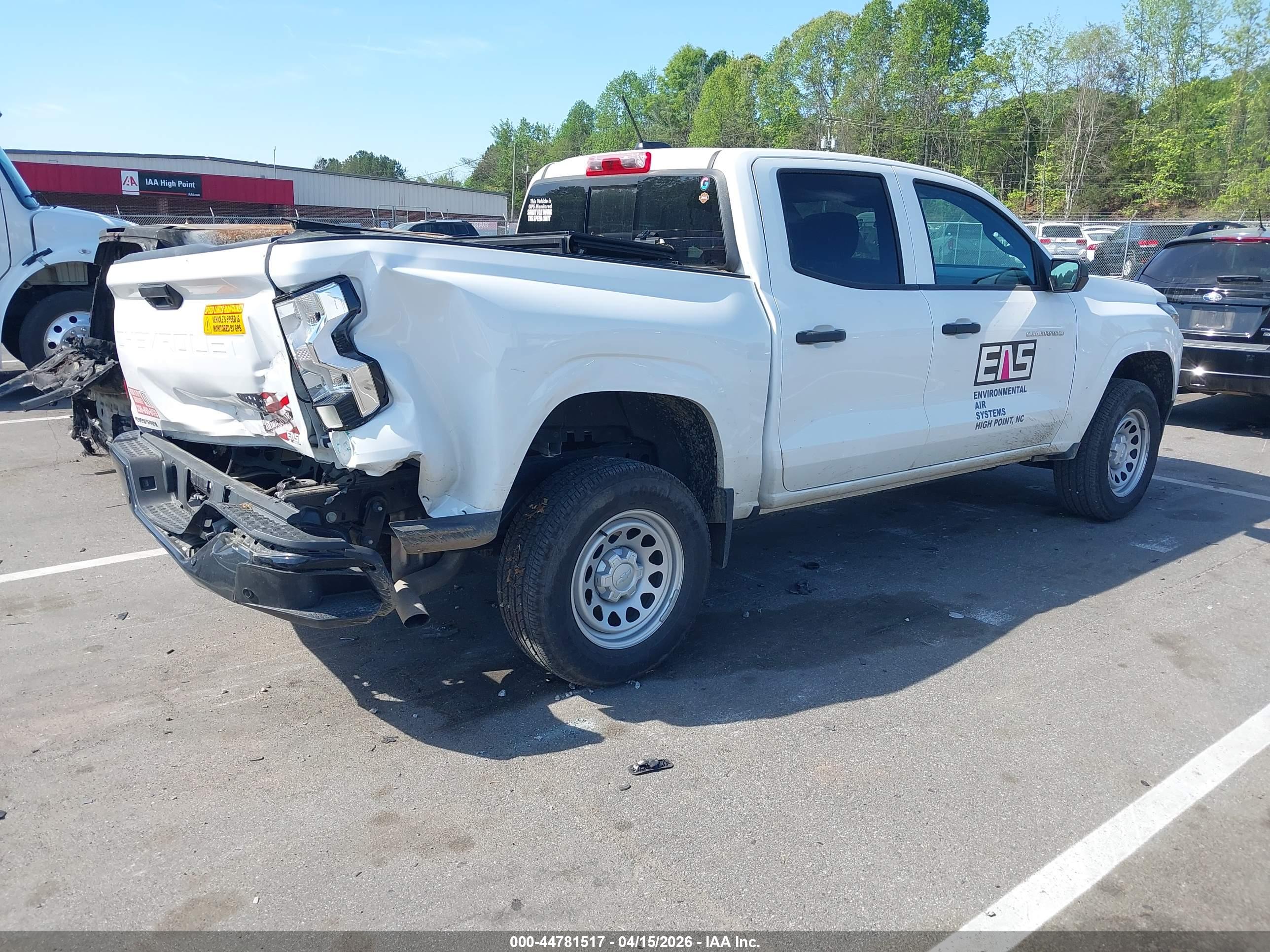 CHEVROLET COLORADO image 4