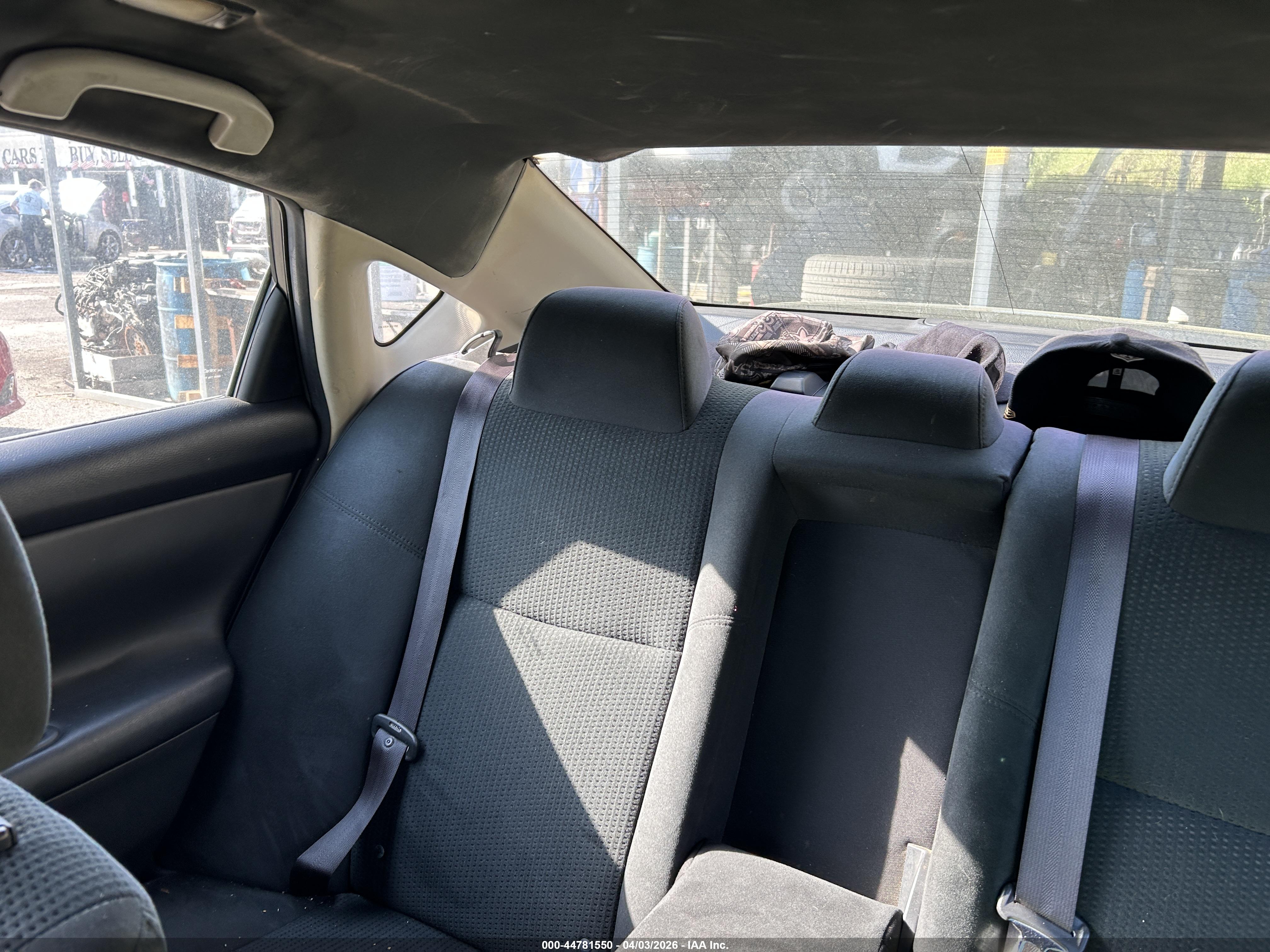 NISSAN ALTIMA image 8