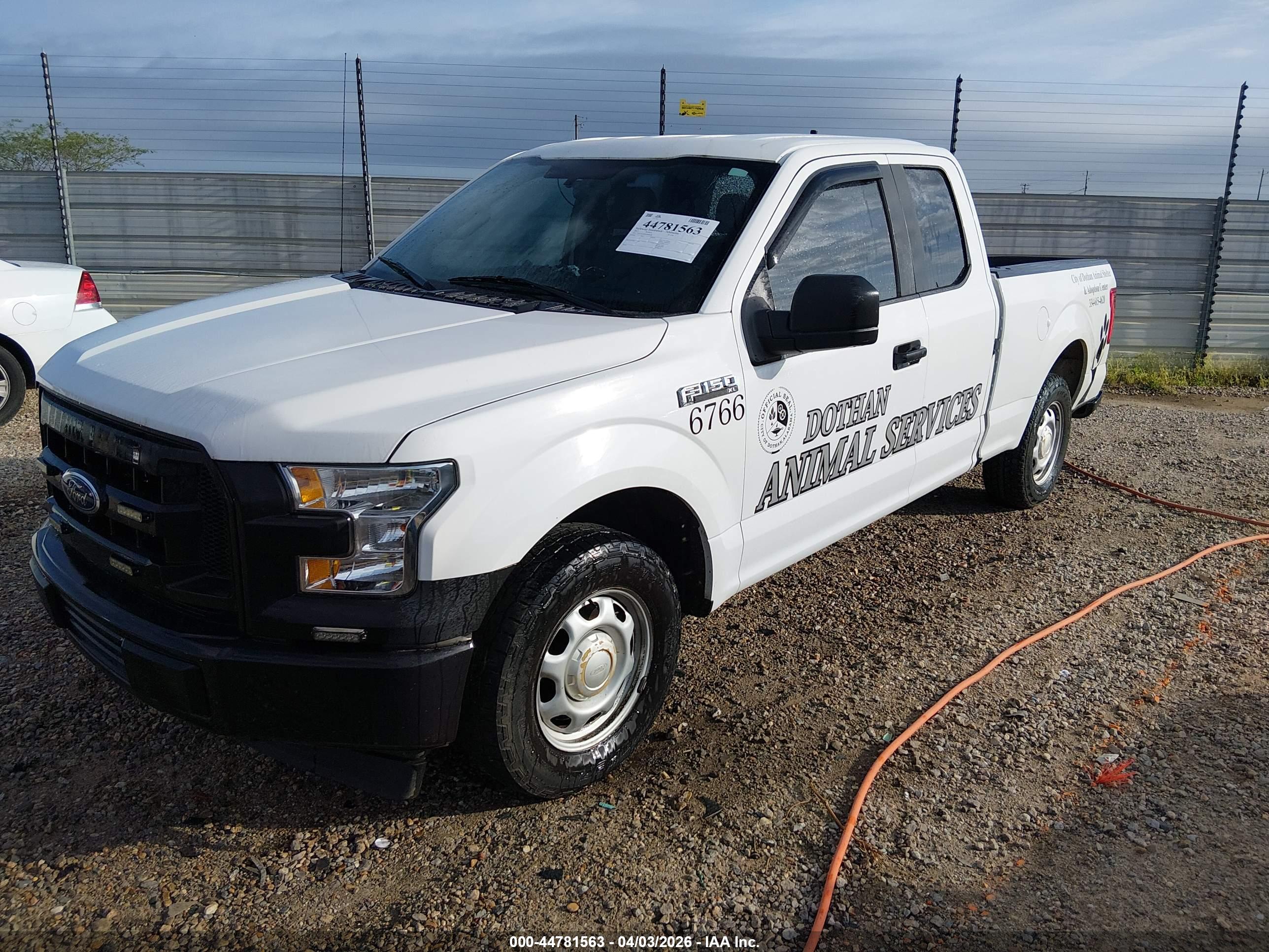 FORD F-150 image 2