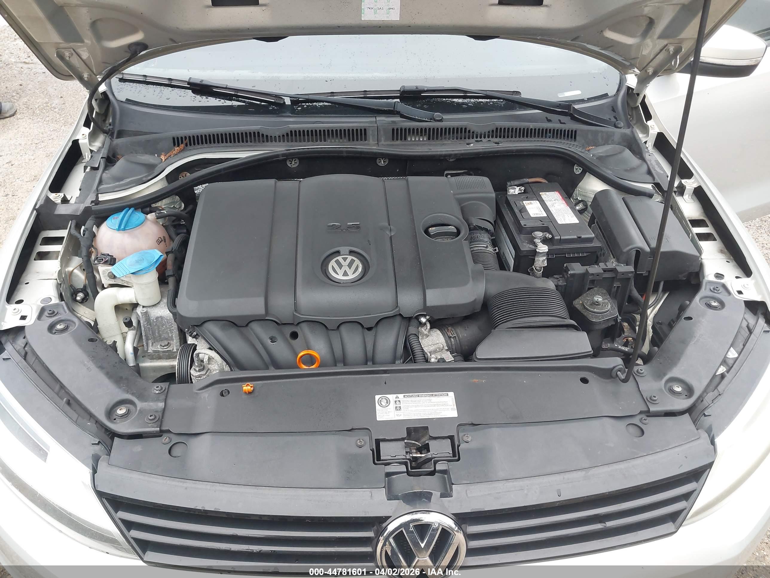 VOLKSWAGEN JETTA image 10