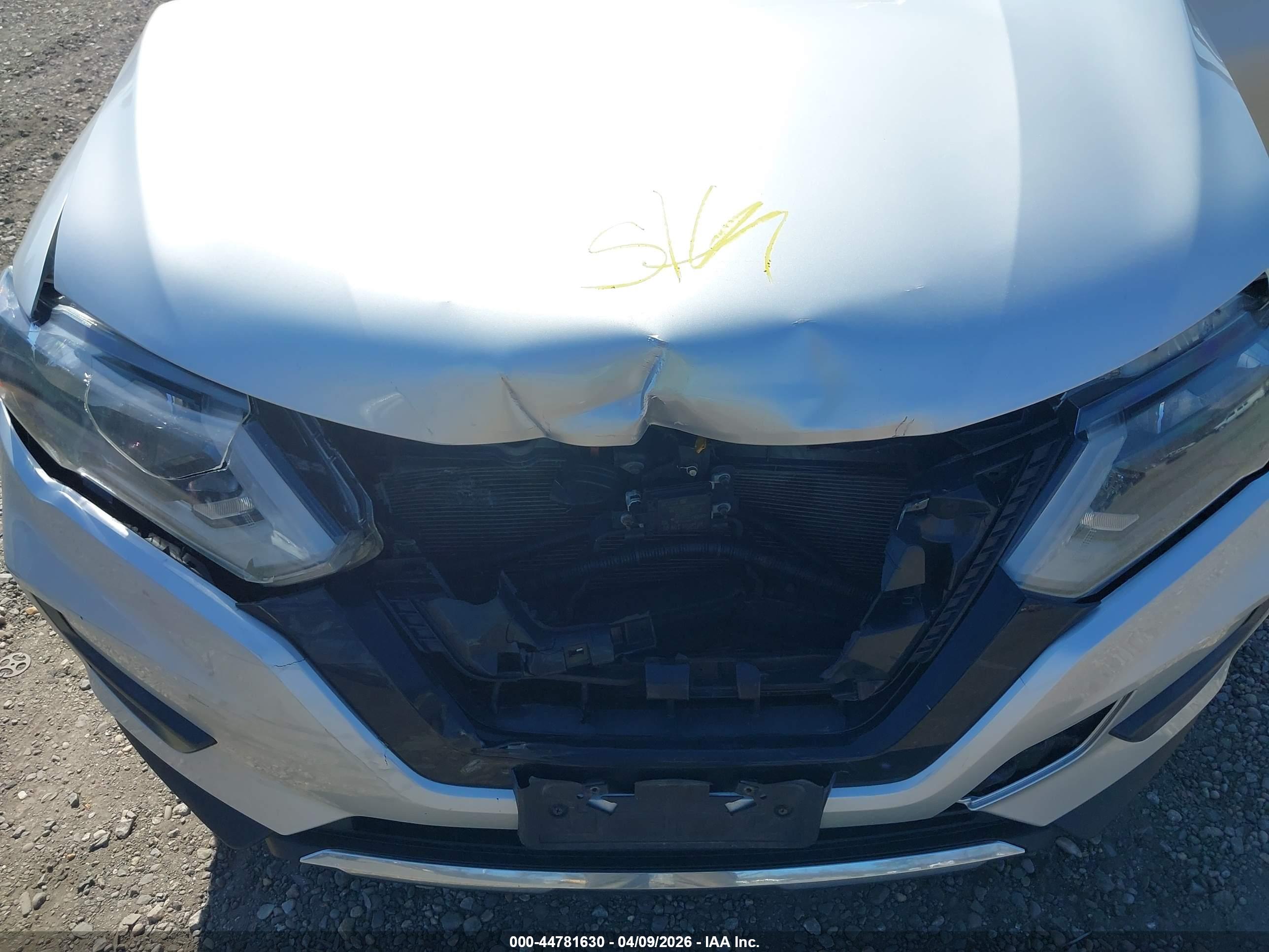 NISSAN ROGUE image 10