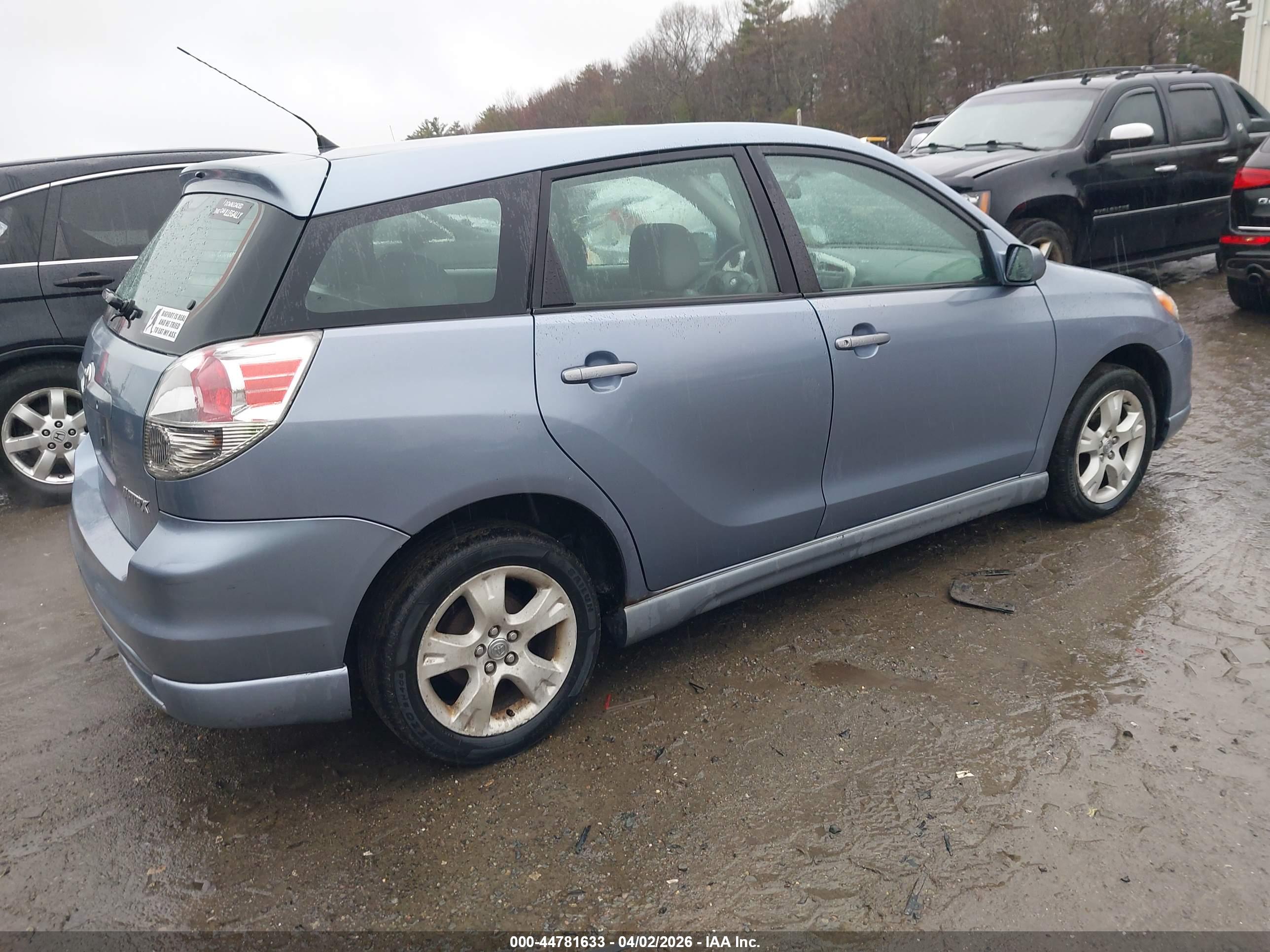 TOYOTA MATRIX image 4