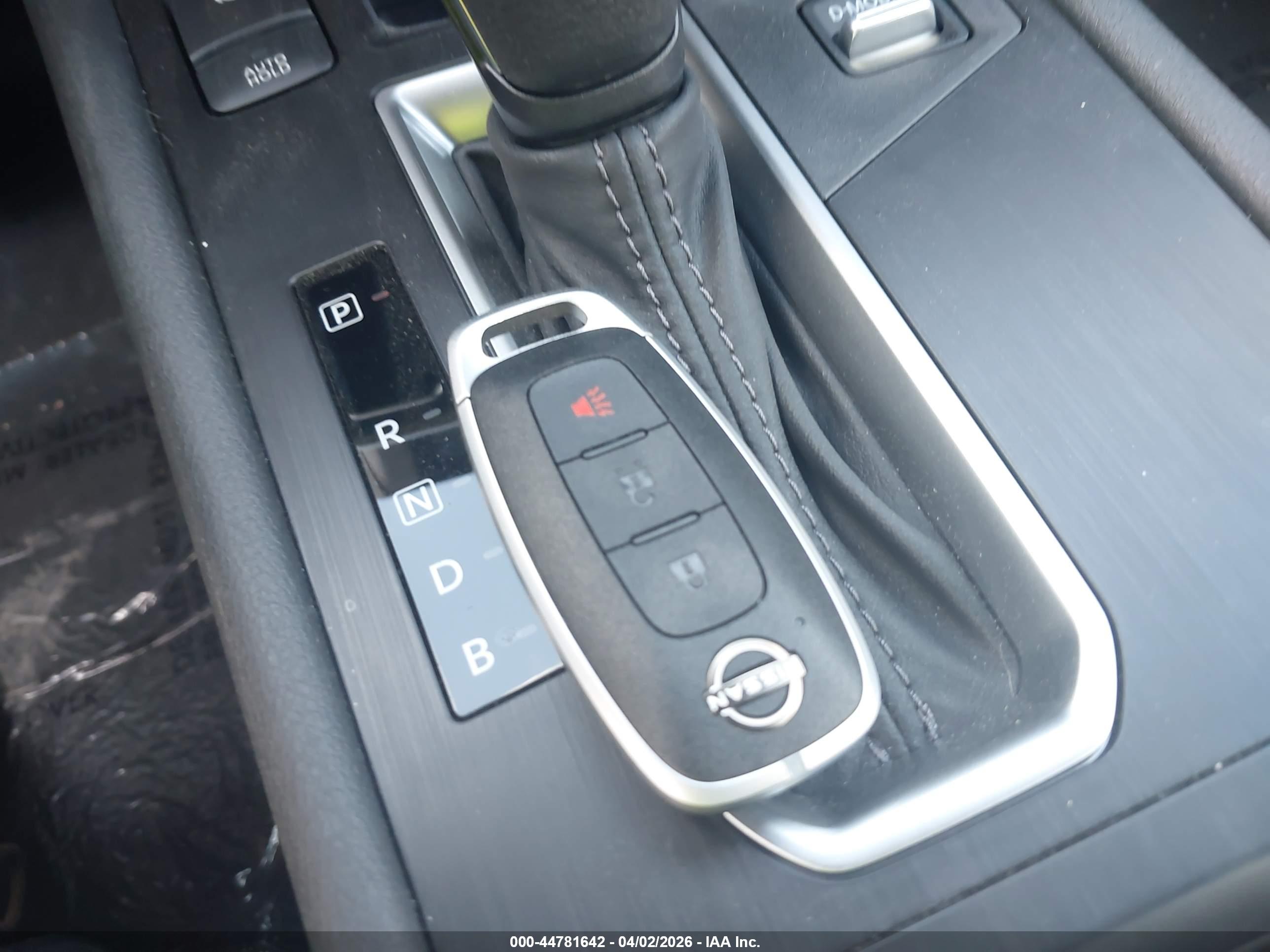 NISSAN KICKS image 11