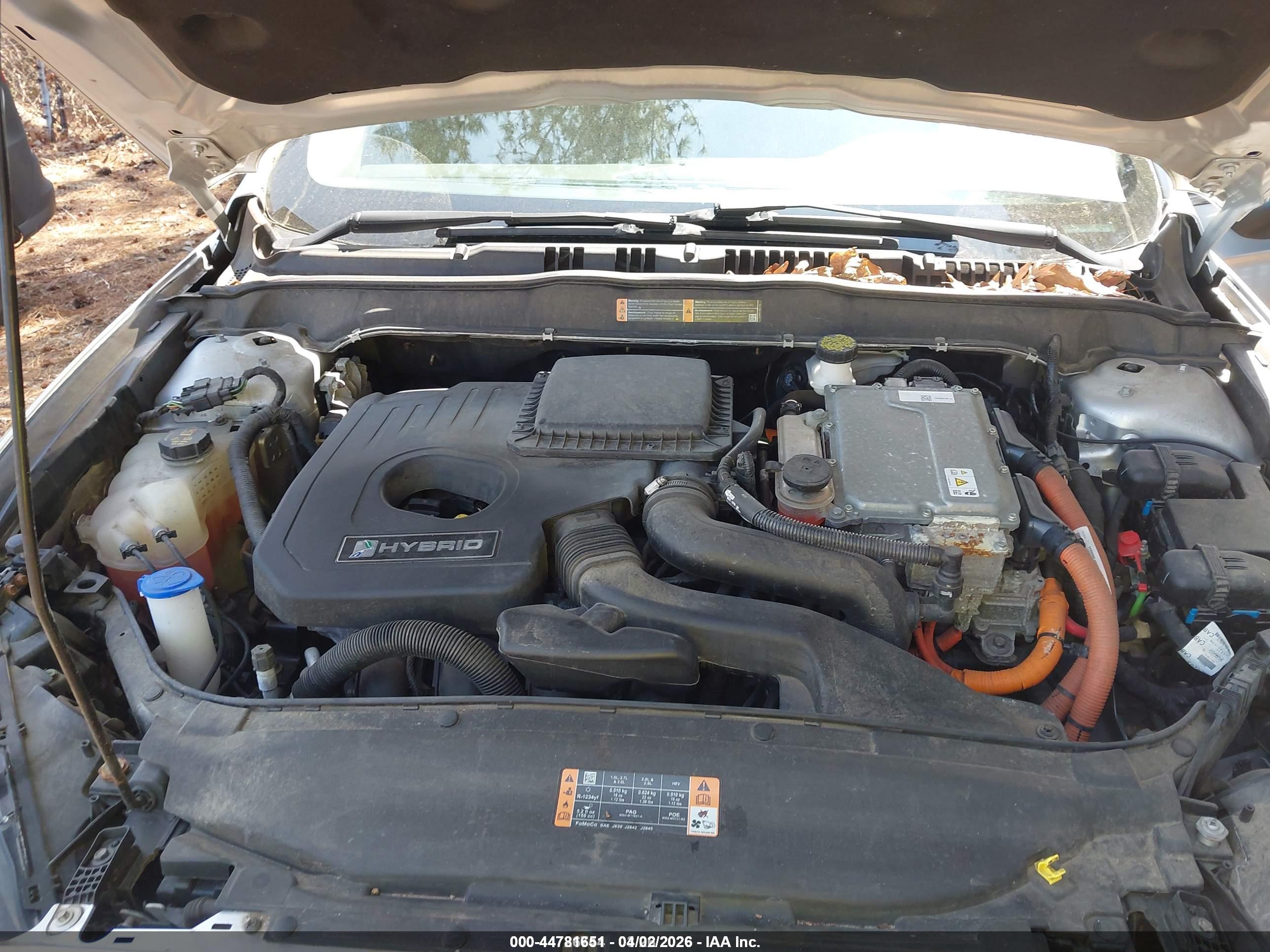 FORD FUSION image 10